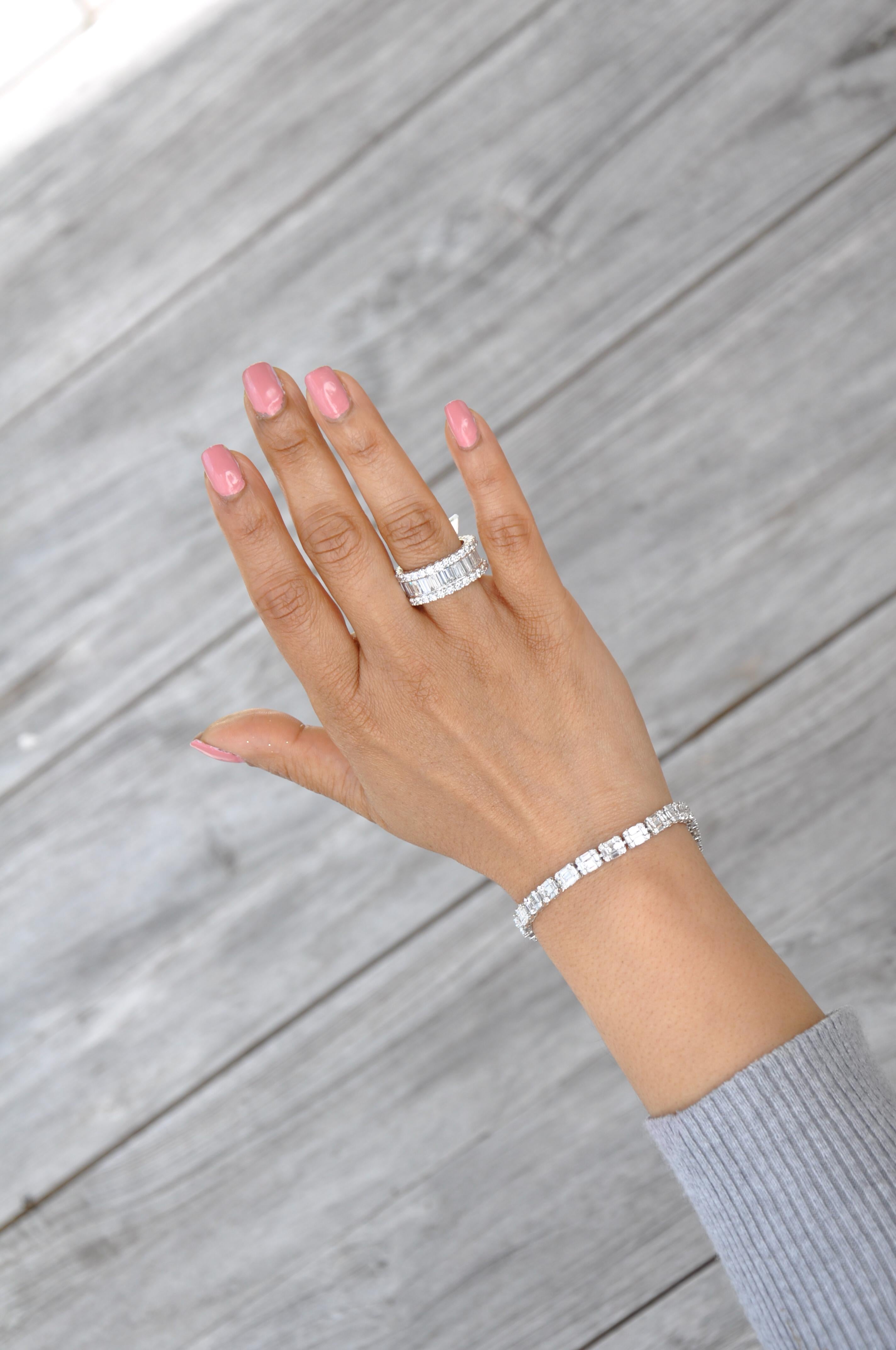 Natural Diamond 5.01 carats 18KT White Gold Baguette Full Eternity Band Ring For Sale 4