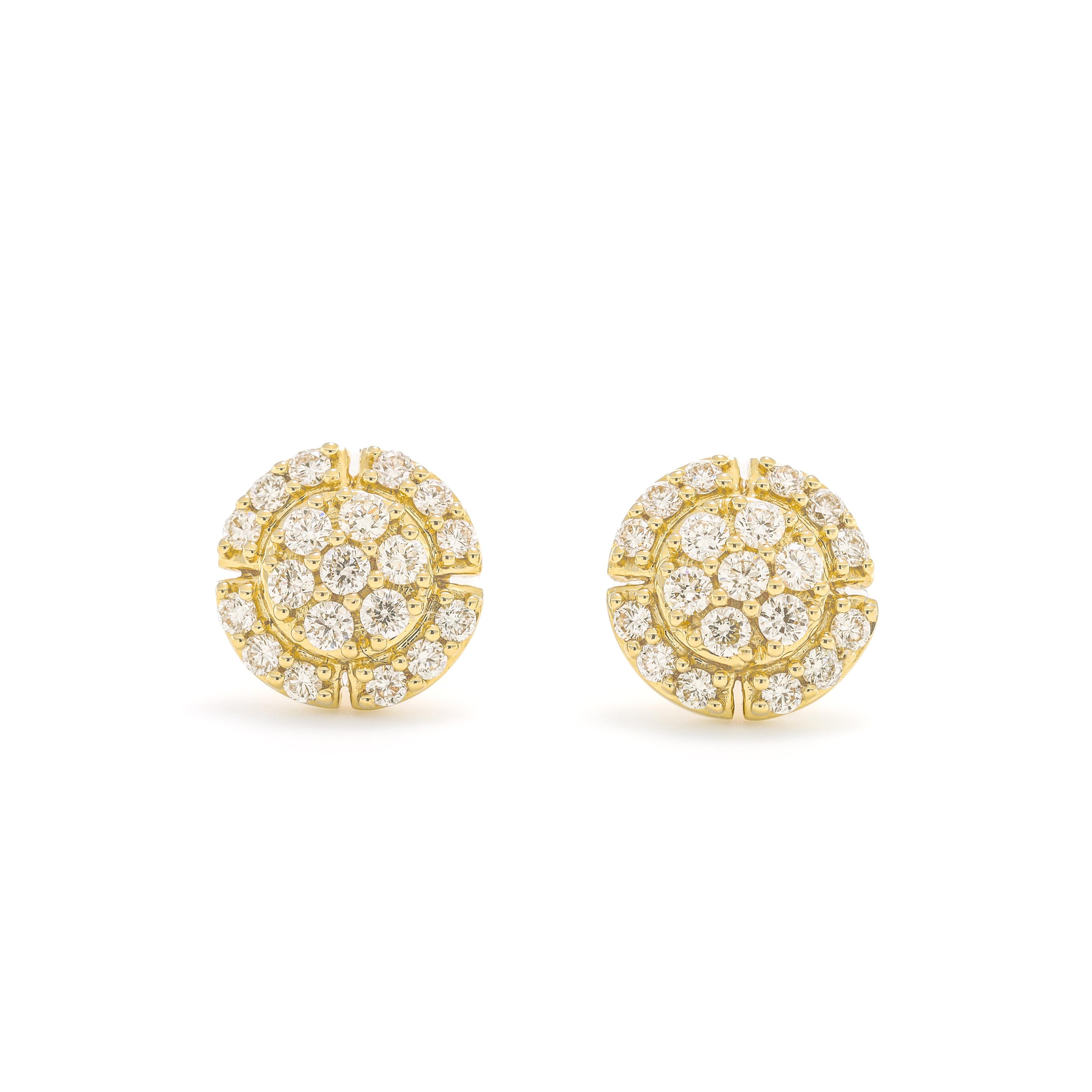 Boucles d'oreilles en or blanc 18KT avec diamant naturel .52 CT Round Cluster en vente 3