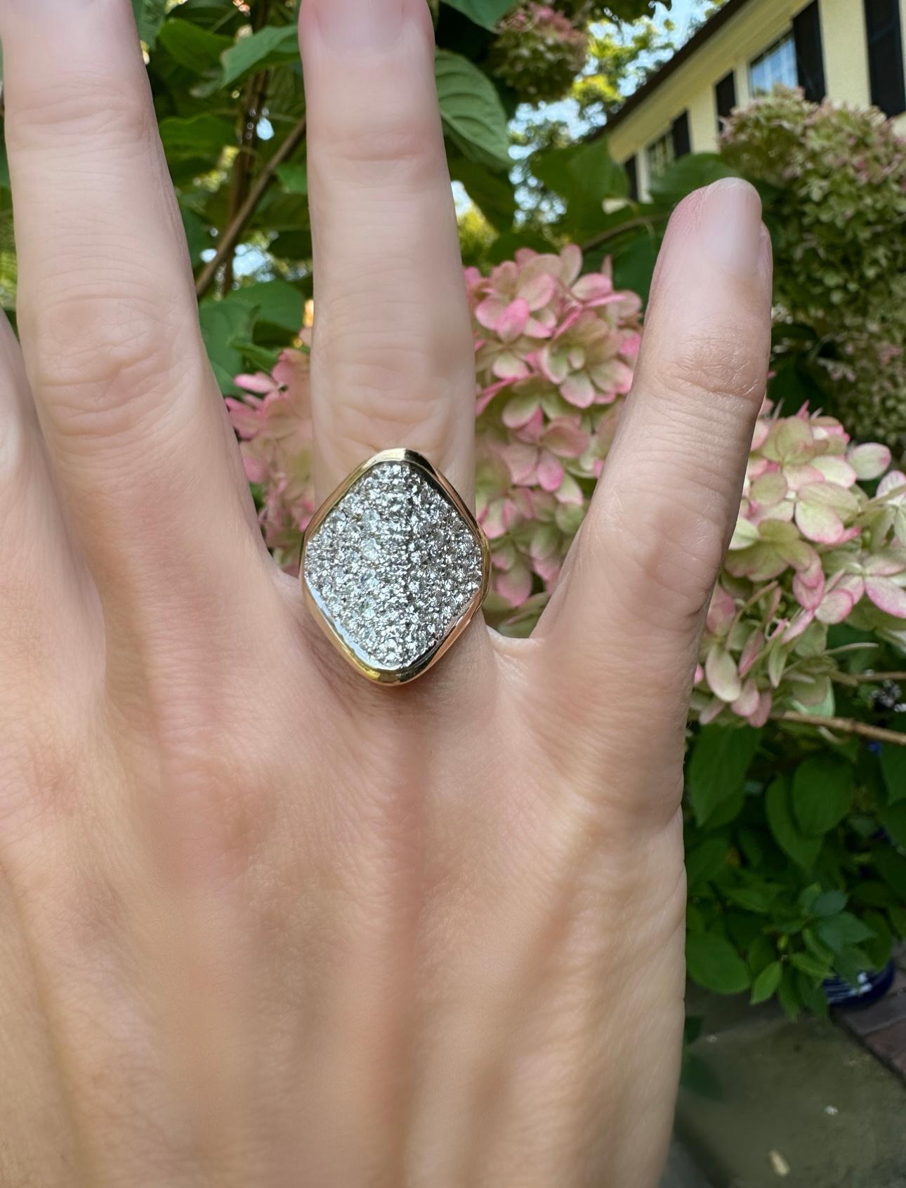 Modern Natural Diamond and 14K Yellow Gold Cocktail Ring For Sale