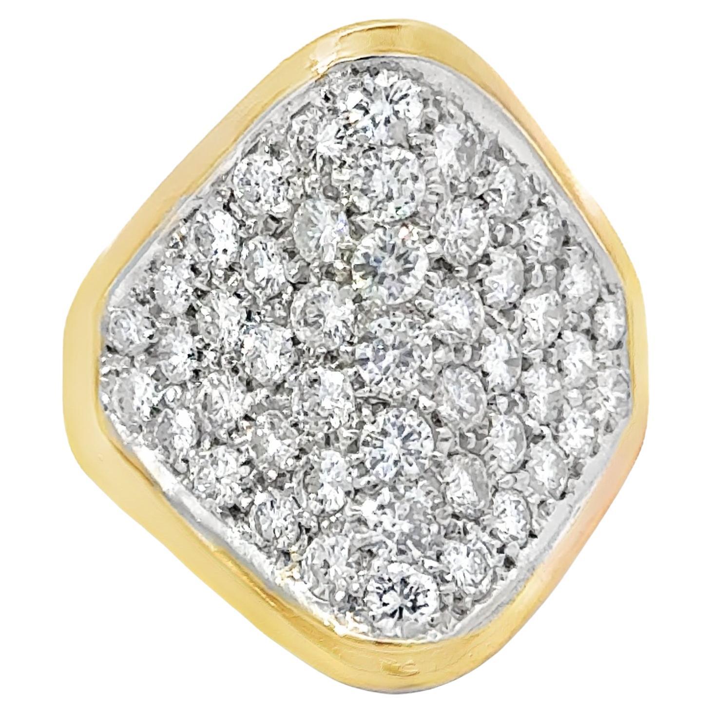Cocktailring aus 14 Karat Gelbgold mit natürlichem Diamant