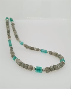 Natural Diamond and Emerald Crystals Beads Necklace with 18 Carat White Gold
