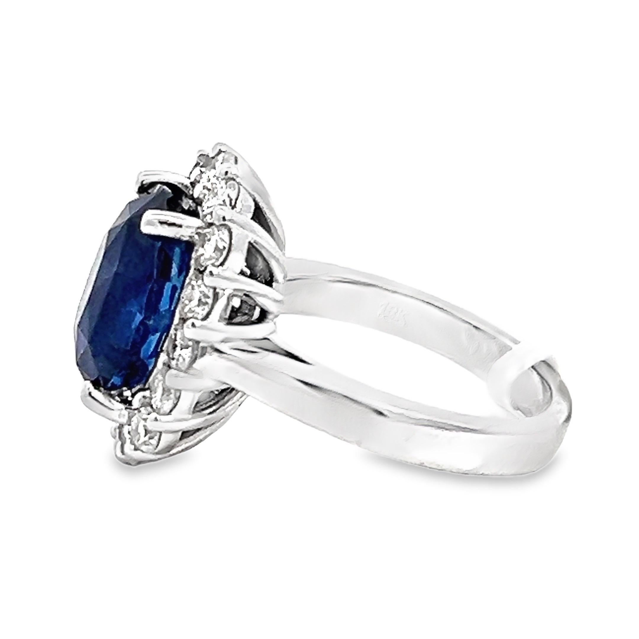 Natural Diamond and Oval Blue Sapphire Ring in 18k White Gold, 6.82ct, Lady-D For Sale 2