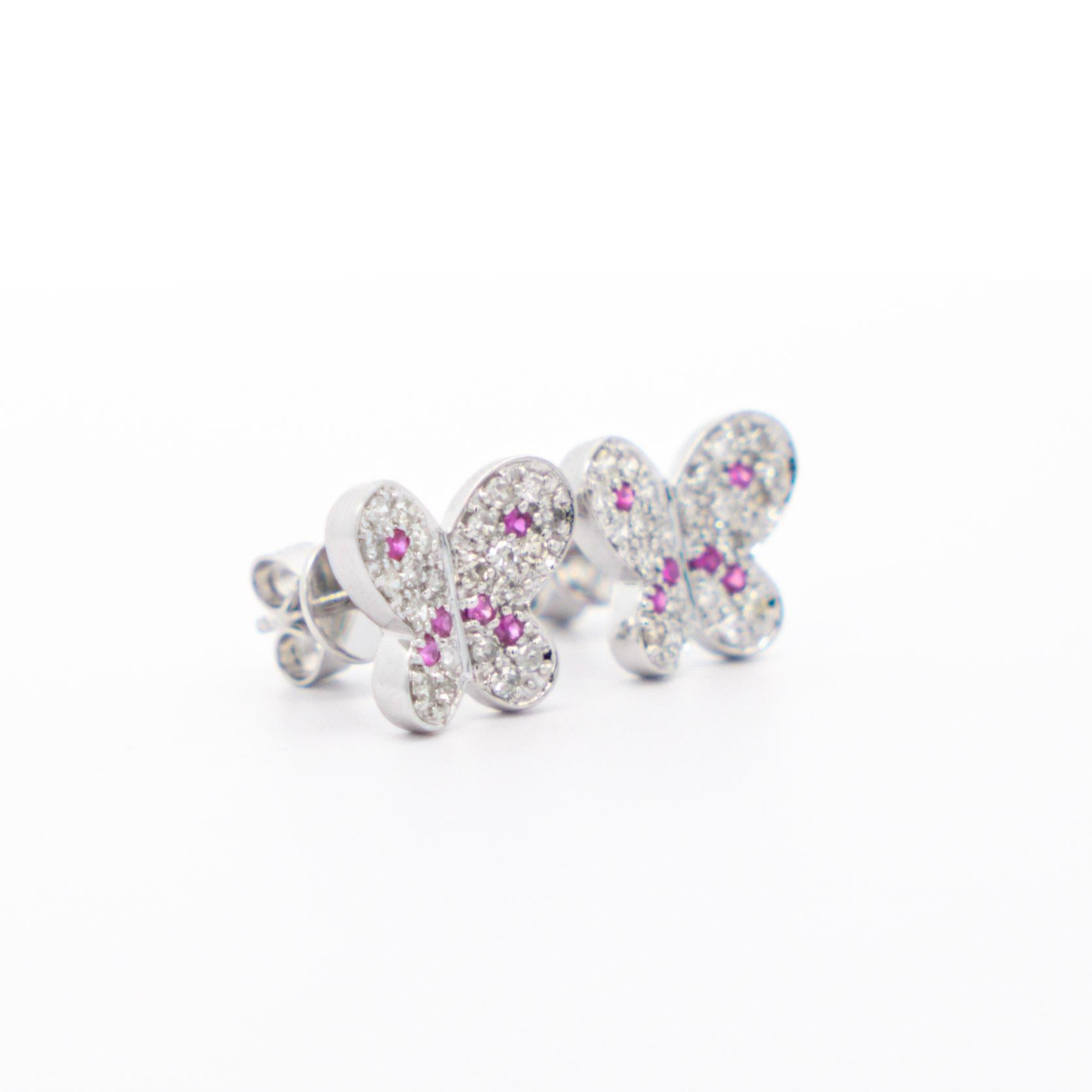 Natural Diamond and Pink Sapphire Butterfly Stud Earrings in 14K White Gold In New Condition For Sale In Miami, FL