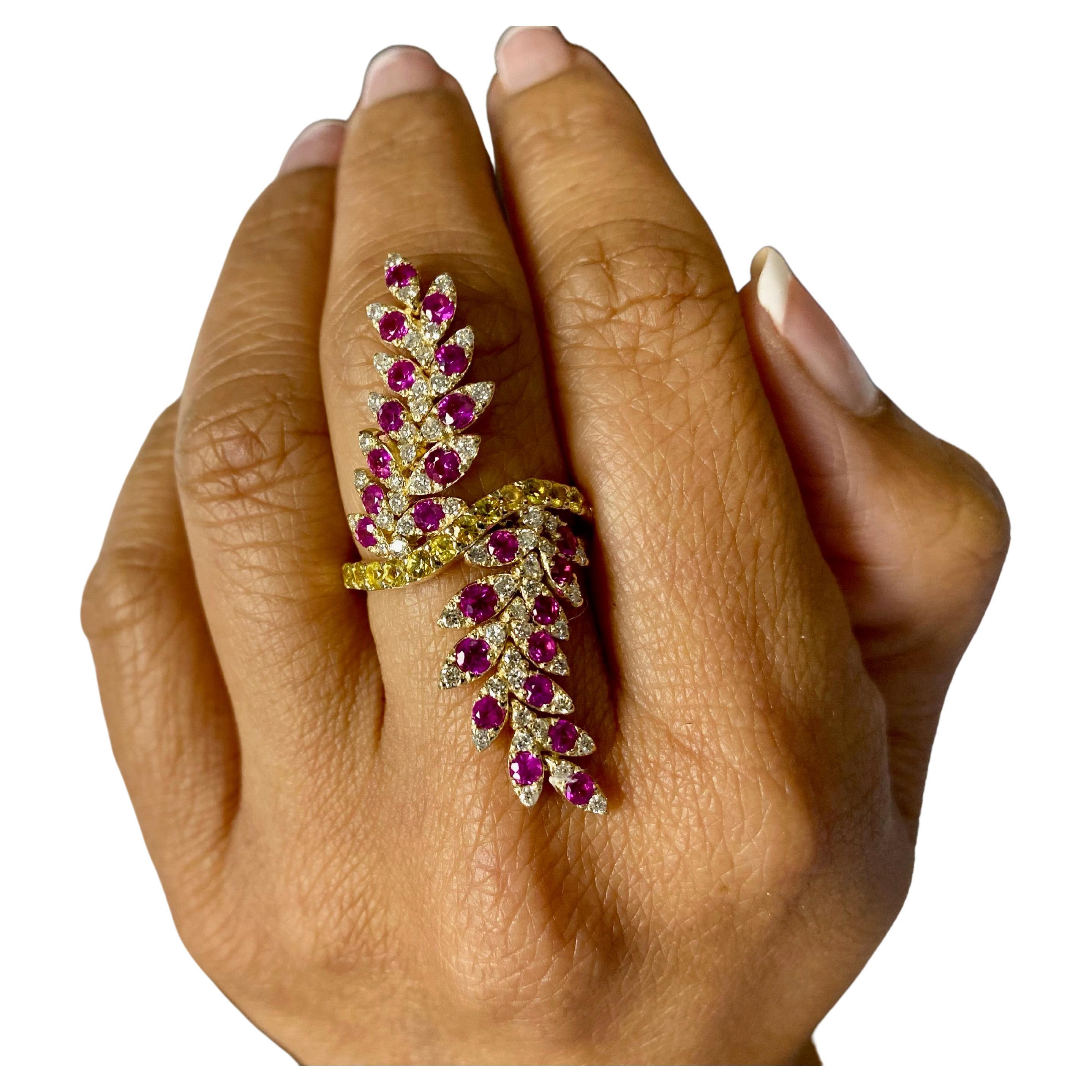 Contemporain Bague cocktail en or jaune, diamant naturel et saphir rose en vente