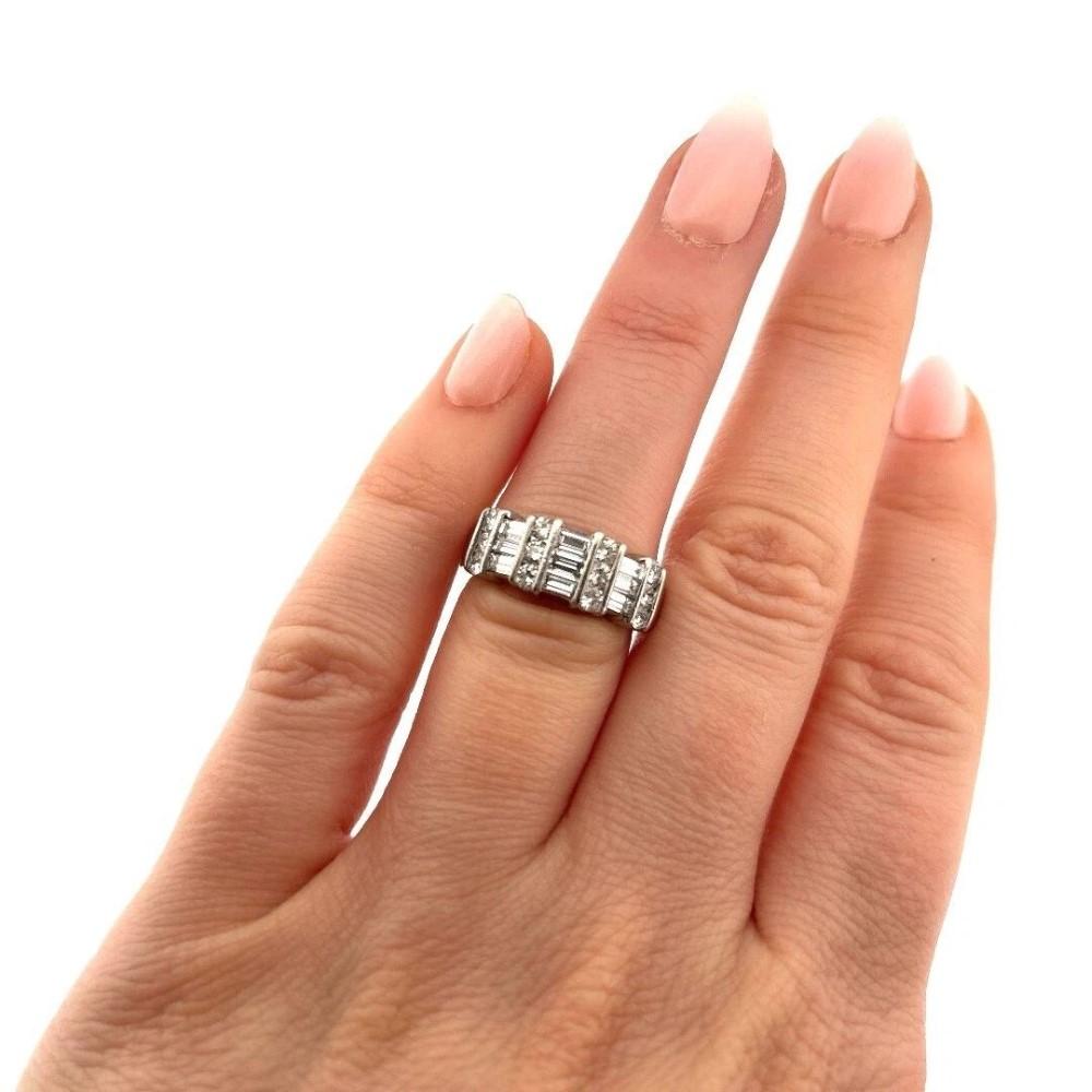 Natural Diamond Baguette Round Channel Platinum GEMLOK VS, F 1.60CTW Band Ring For Sale 1