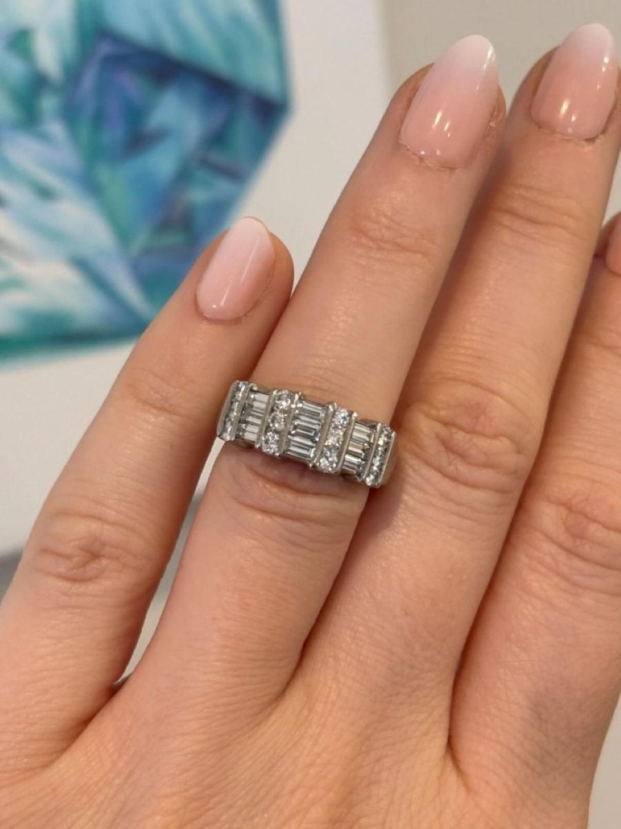 Natural Diamond Baguette Round Channel Platinum GEMLOK VS, F 1.60CTW Band Ring For Sale 2