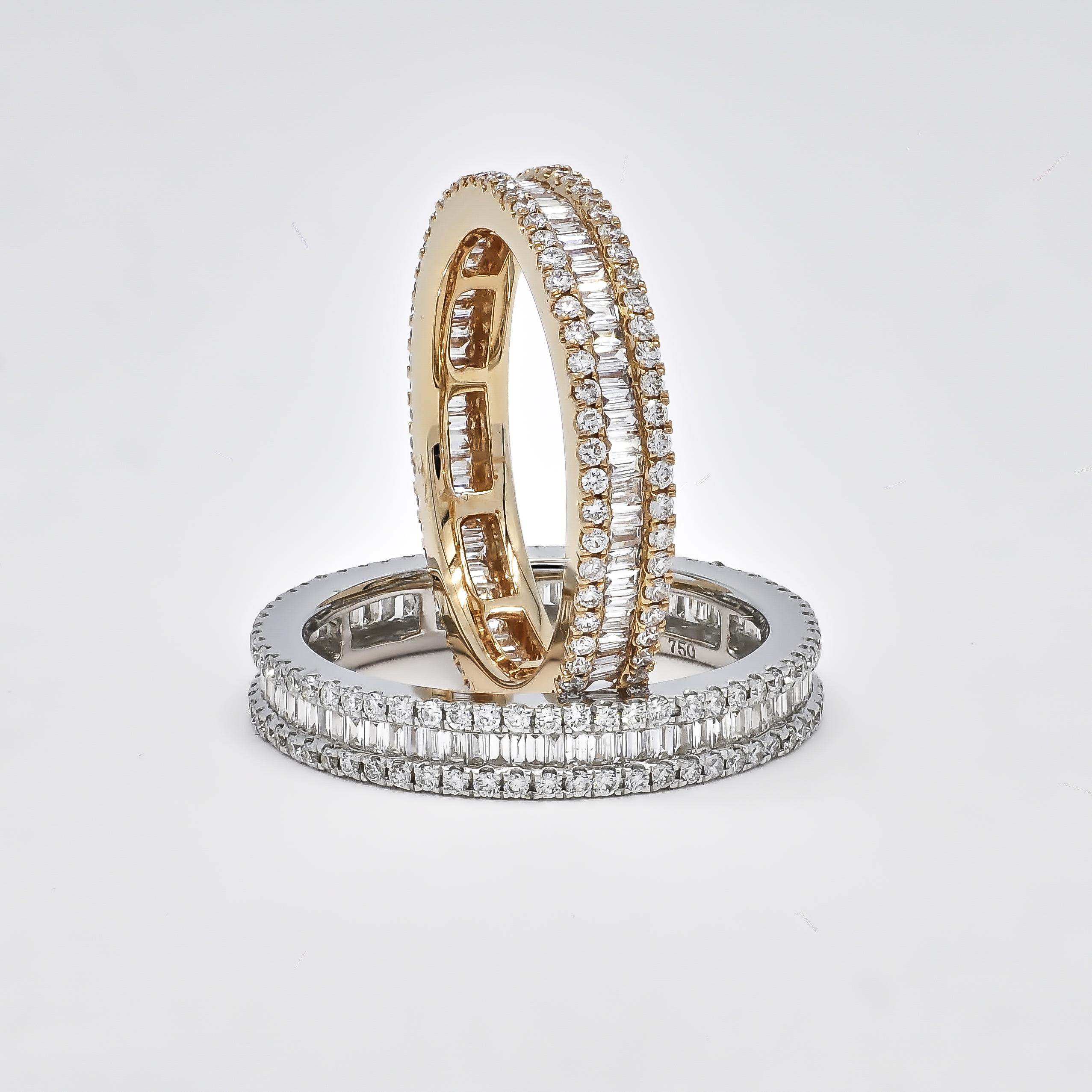 Taille baguette Anneau d'éternité en or blanc 18 carats avec diamants naturels de 1,00 carat  en vente