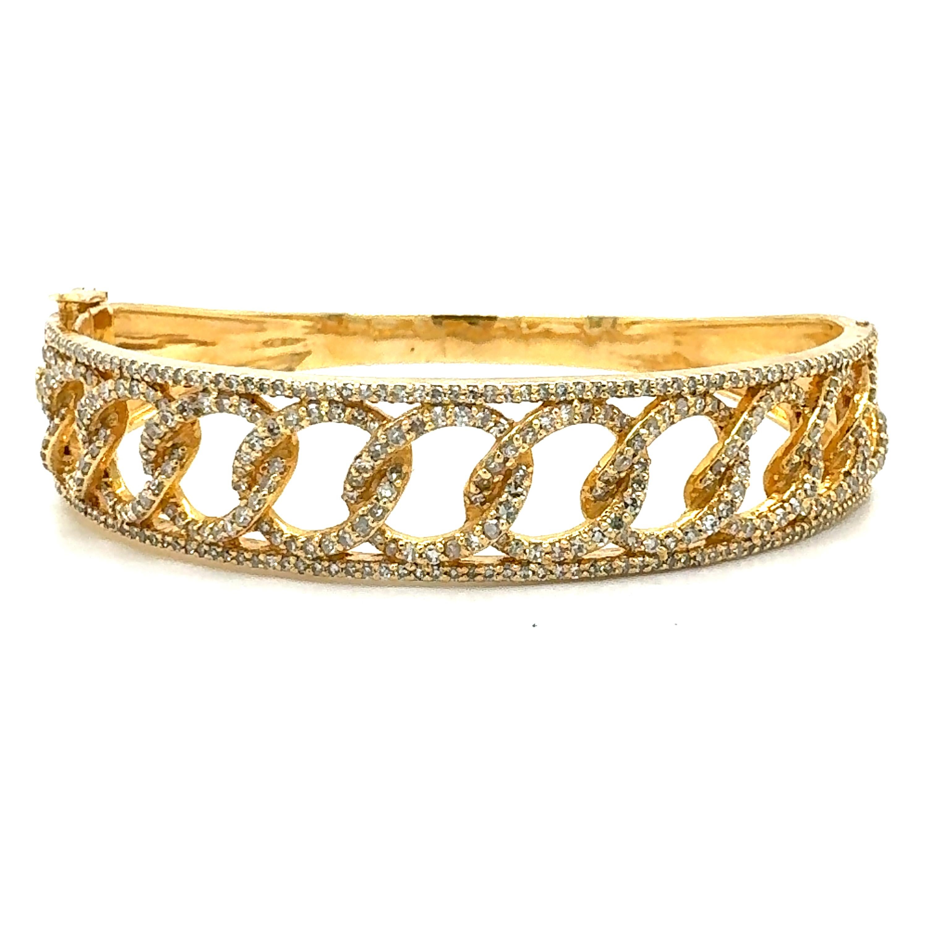 Women's Natural diamond bangle bracelet For Sale