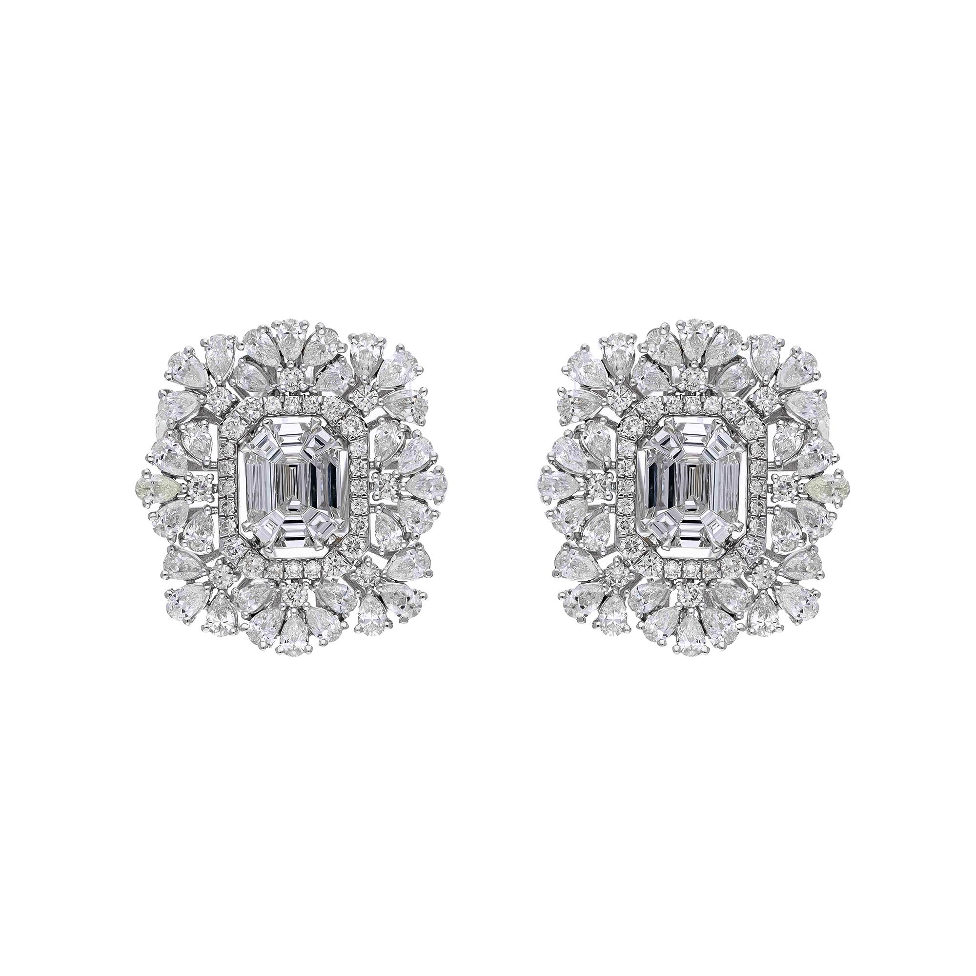 Diamanten :

Zentrum mit Tortenschliff : 1,54 Karat

Birnen : 4,49 Karat

Runden : 1,19 Karat

Gold : 17,34 Karat




Es ist sehr schwer, die wahre Farbe und den Glanz des Steins zu erfassen, habe ich versucht, Bilder hinzuzufügen, die professionell