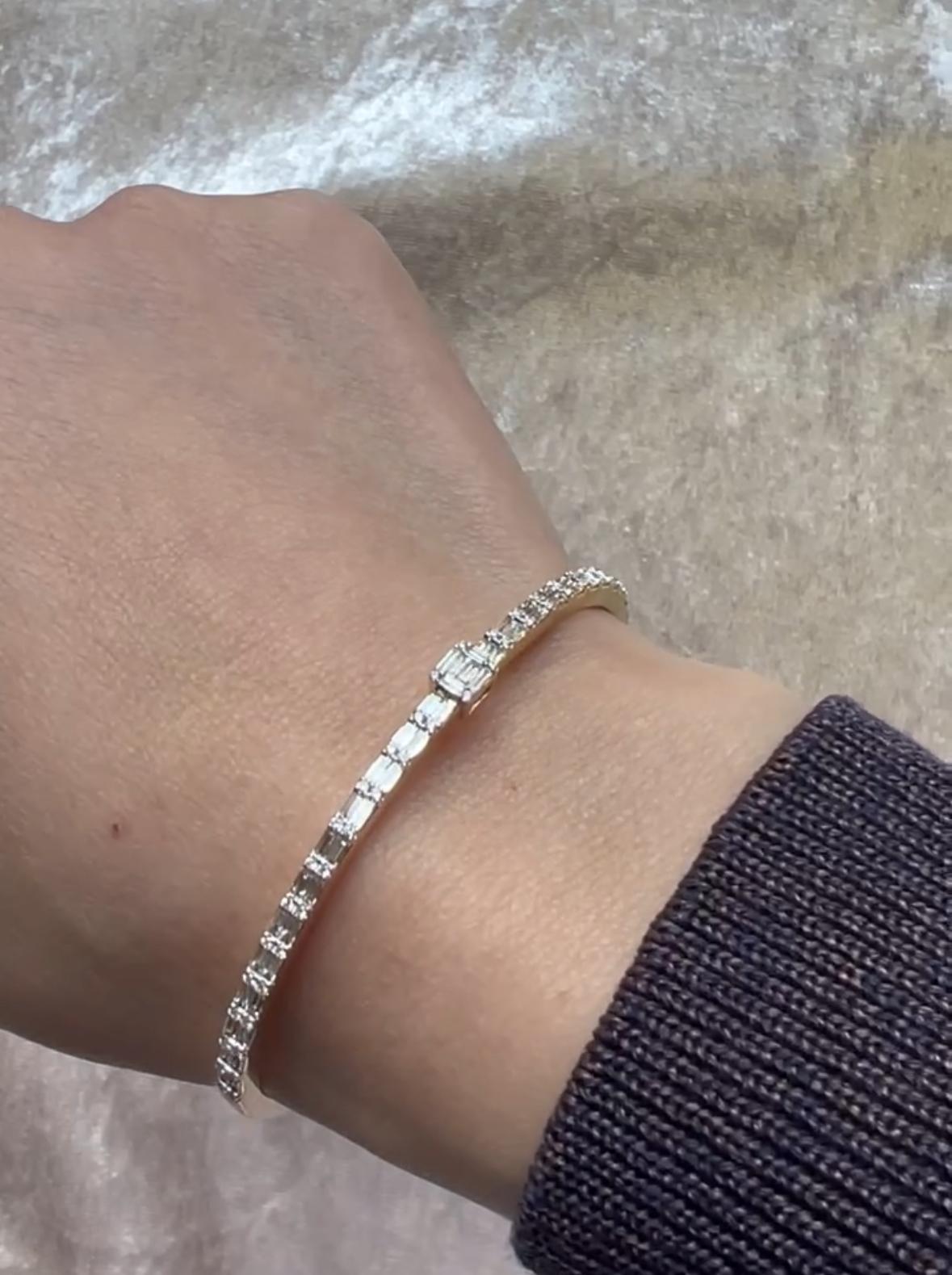 Armreif aus Gelbgold mit natürlichenen Diamanten 1,30 Karat 18 KT im Angebot 1