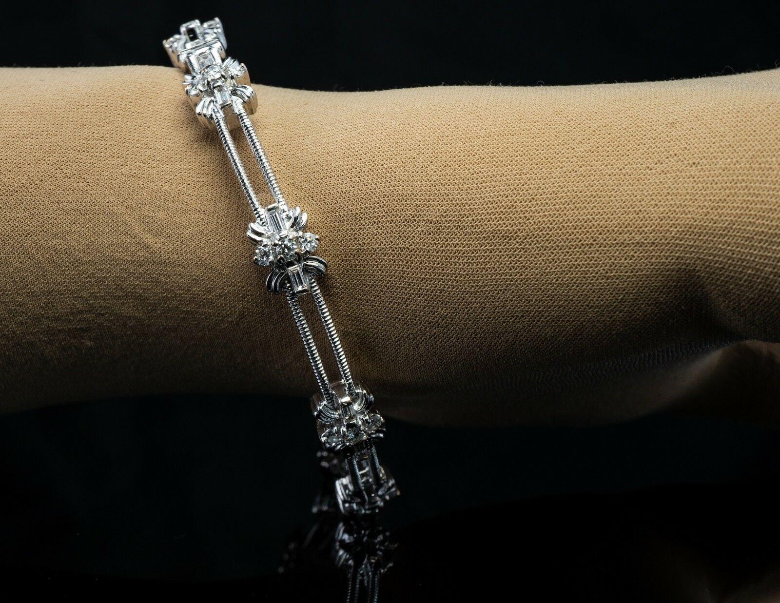 Women's Natural Diamond Bracelet 14K White Gold Flower 1.71 TDW For Sale