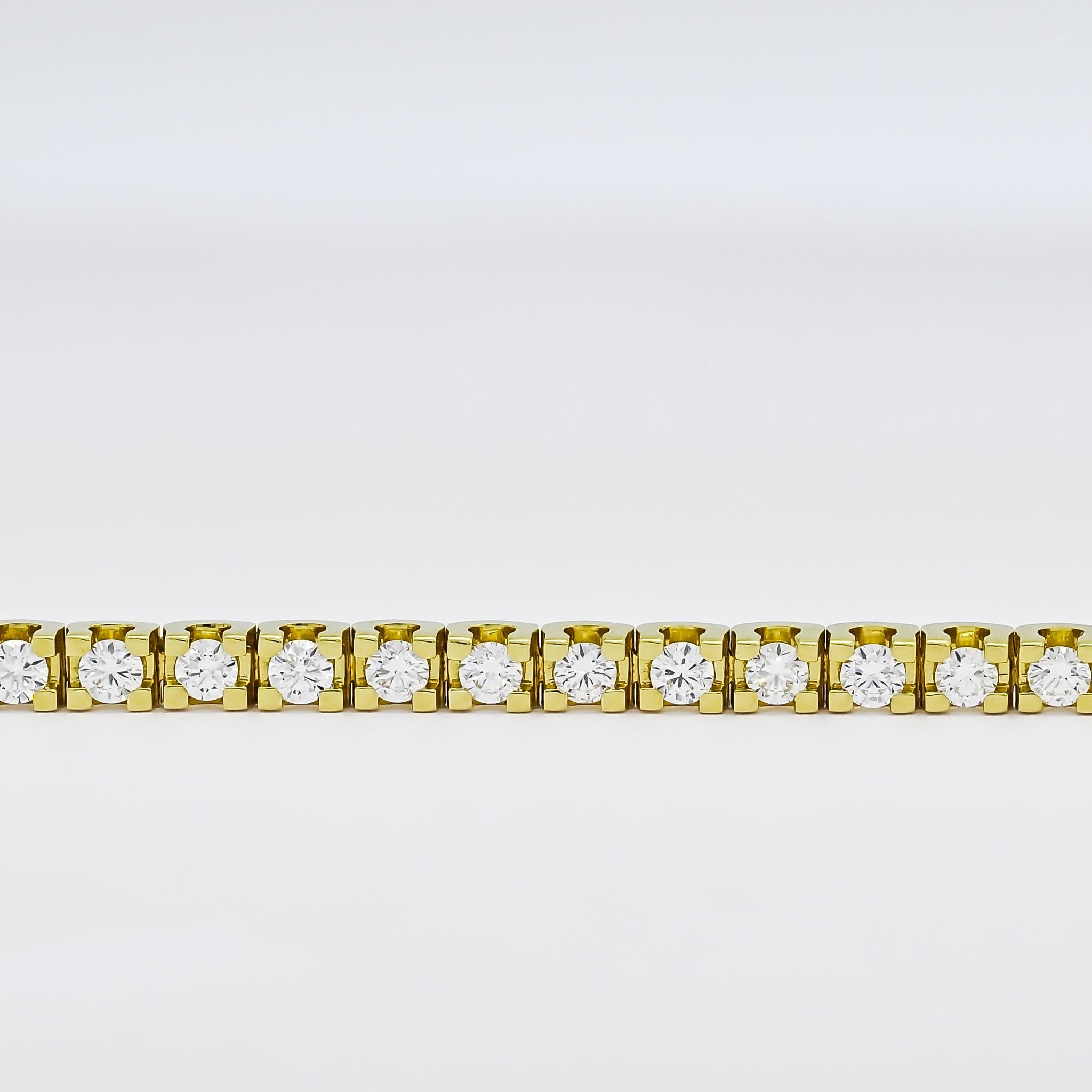 Wrap her wrist in the exquisite and unsurpassed beauty of this round-shape diamond tennis bracelet. Each diamond is expertly claw-set in 18k gold, allowing the full brilliance and shine of the stones to be showcased. The diamonds are natural and of