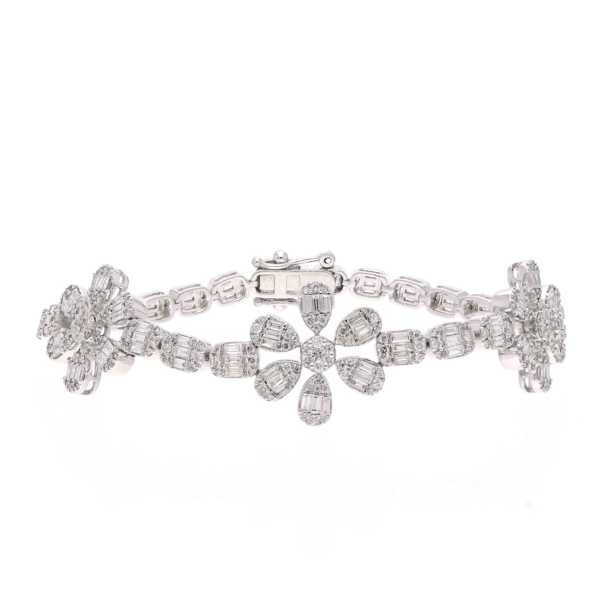 Mixed Cut Natural Diamond Bracelet with 18k Gold For Sale