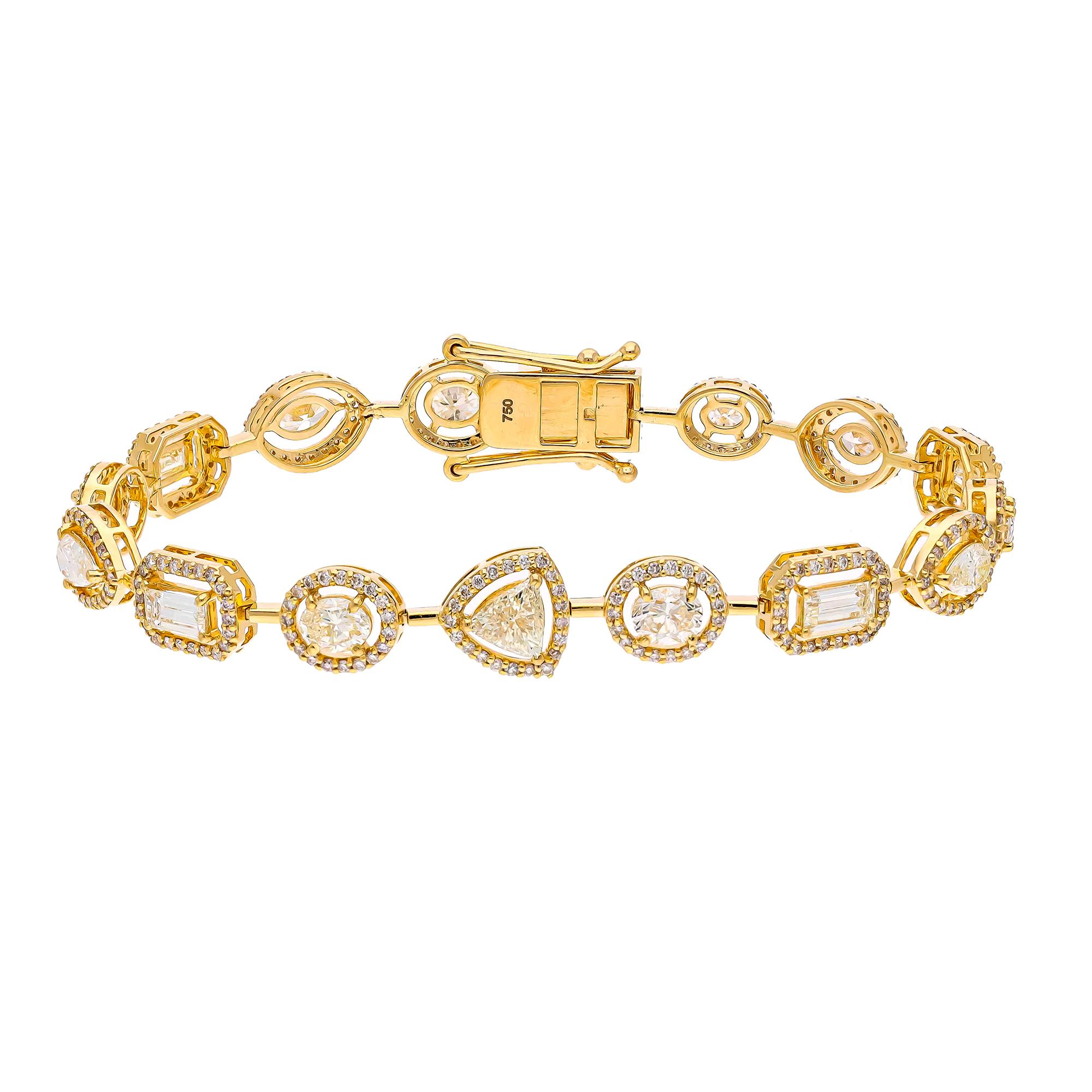 Women's Natural Diamond Bracelet with 6.13cts Diamond in 18k Gold For Sale