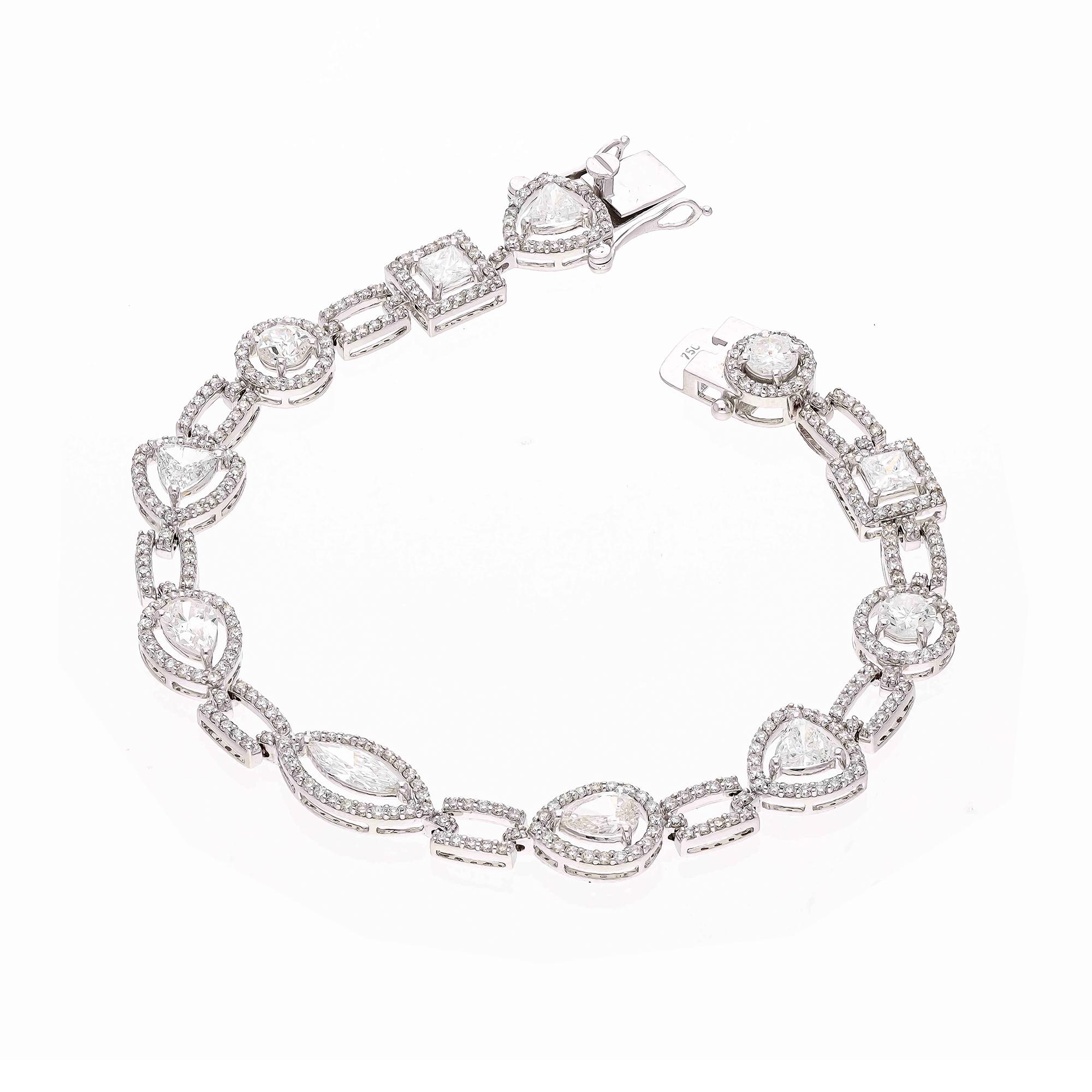 this is an amazing bracelet with
diamond : 6.45 carats
gold : 13.810 gms


Please read my reviews to make yourself comfortable.
I don't want to sell just one time but make customers for life.
All our jewelry comes with a certificate appraisal and 