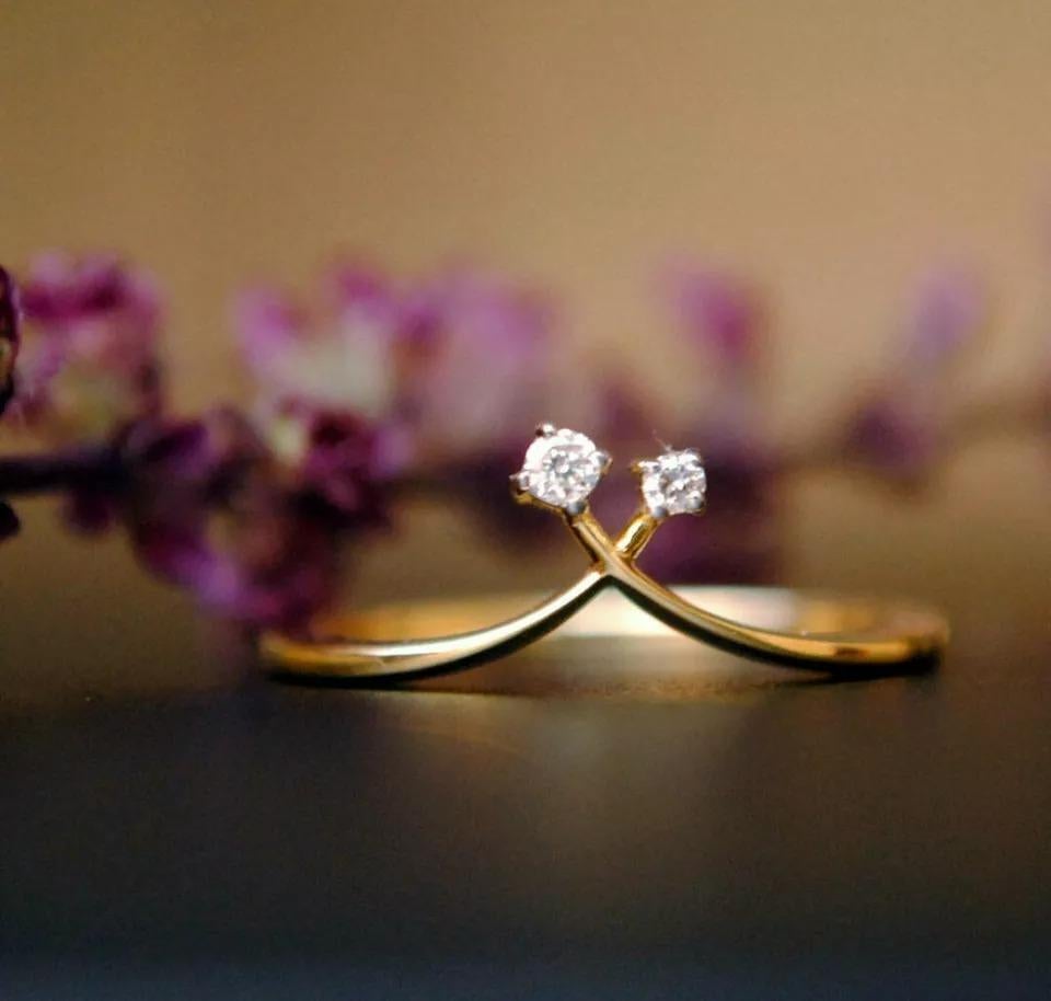 Retro Natural Diamond Cross Chevron Ring 14k Gold Stackable Crown Wedding Ring Tiara For Sale