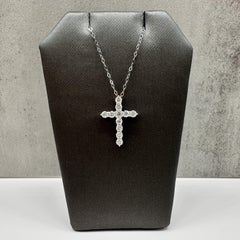 Halskette mit Kreuz aus Naturdiamanten, 14 Karat Weißgold, 0,85 Karat Gesamtgewicht, GH, SI, &New