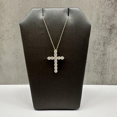 Halskette mit Kreuz aus natürlichen Diamanten, 14 Karat Gelbgold, 0,85 Karat Gesamtgewicht, GH, SI, &New
