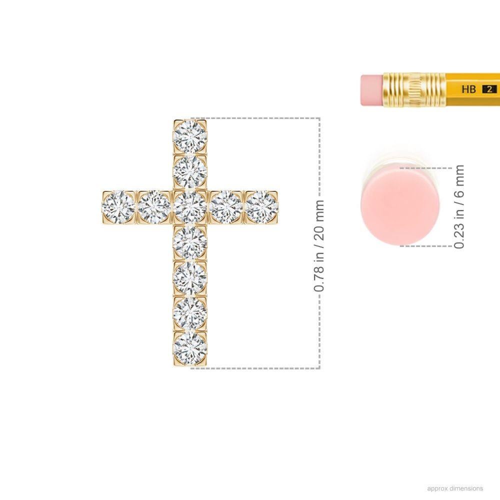 Ce pendentif en forme de croix en or jaune 14k est un symbole traditionnel de foi et de croyance. Les diamants brillants, sertis sur des griffes plates, quadrillent les bords pour un look sophistiqué.
Le diamant est la pierre de naissance du mois