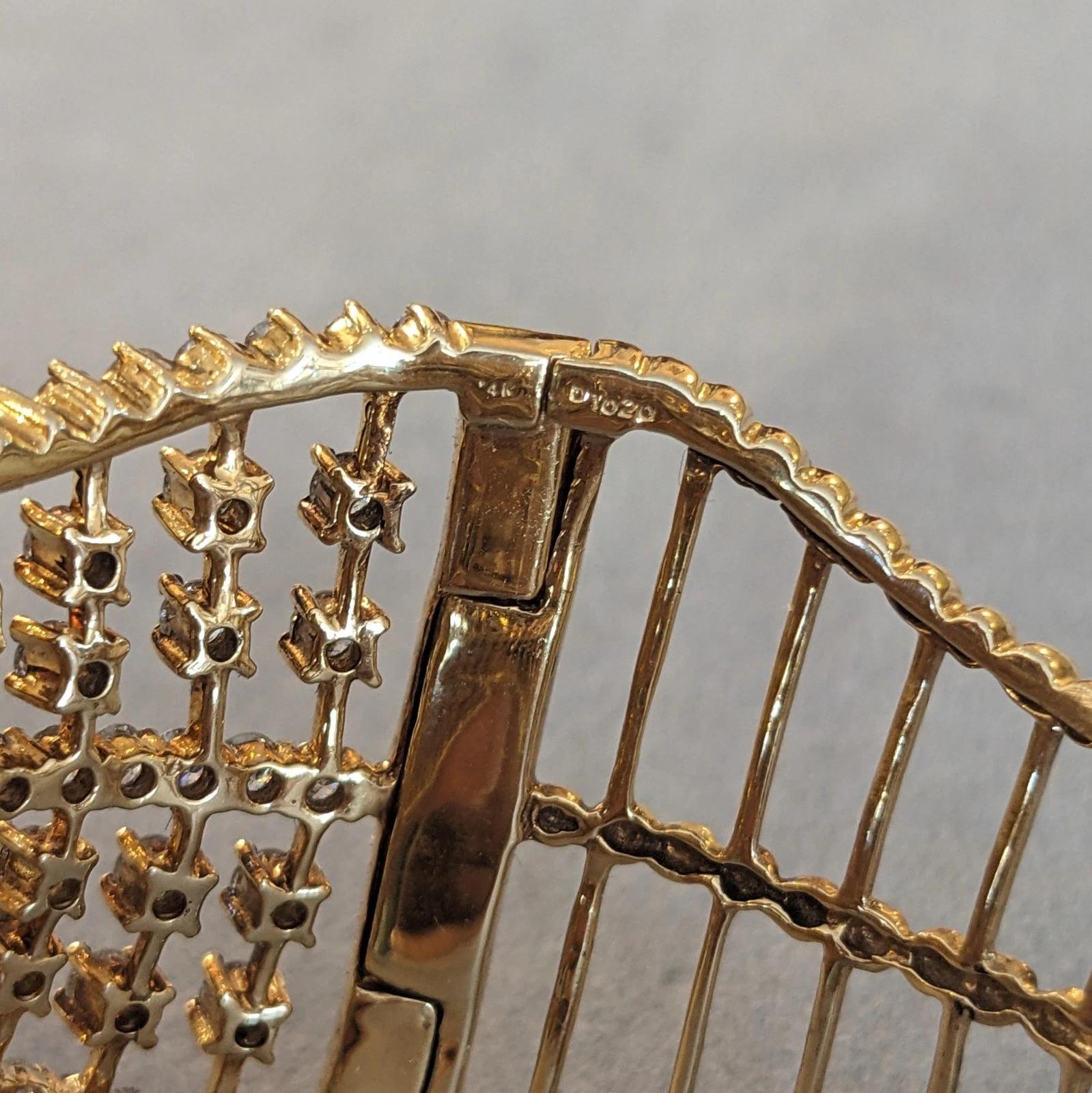 Bracciale con diamanti naturali 10,20 cttw in oro giallo 14k in vendita 4