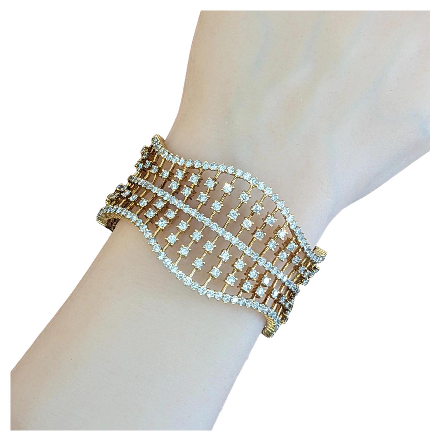 Bracciale con diamanti naturali 10,20 cttw in oro giallo 14k
