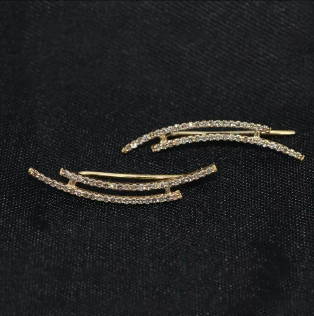 Round Cut Natural Diamond Cuff Earrings Party Wear 14K Yellow Gold Handmade Luxury Jewelry For Sale