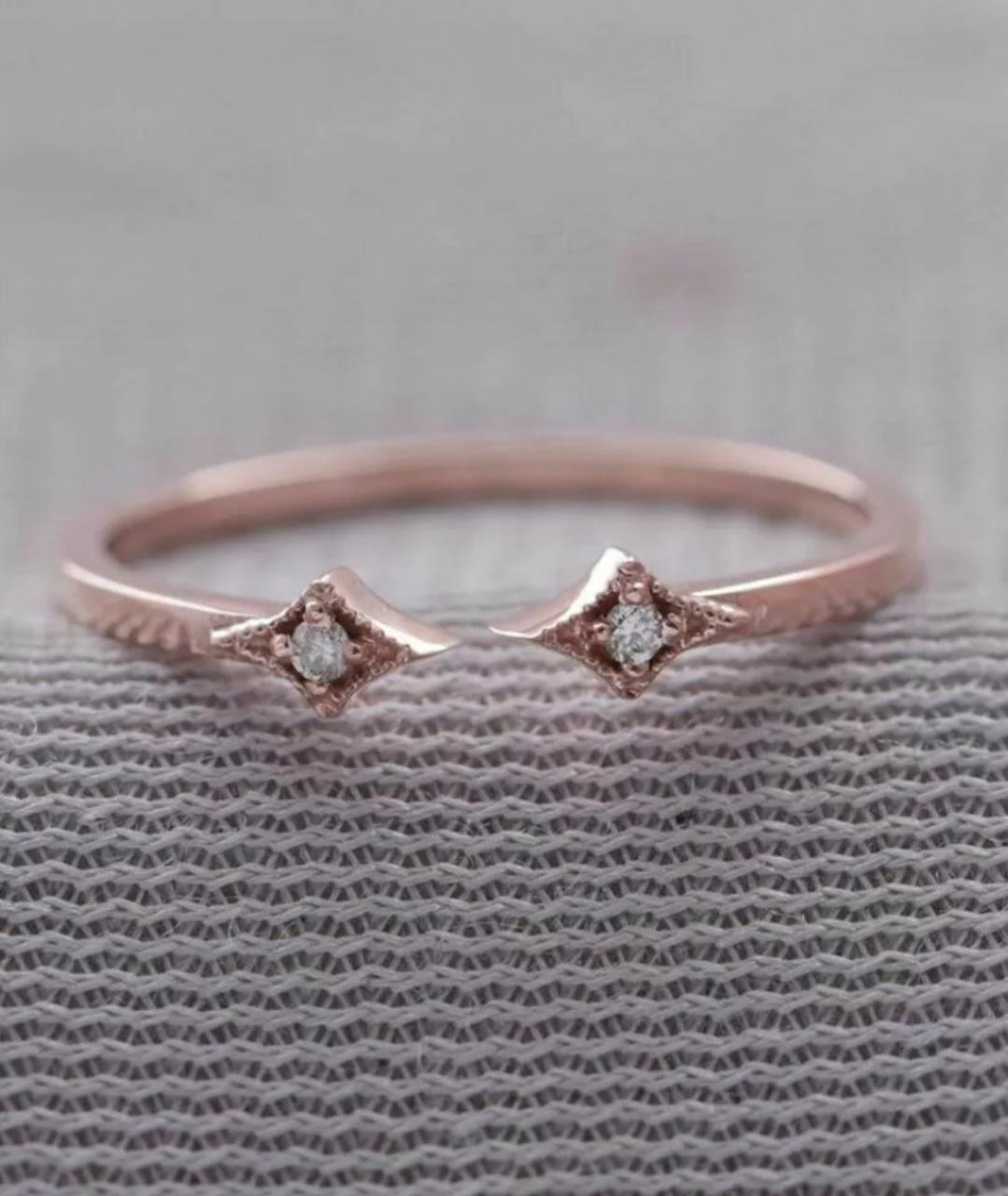 Anillo puño diamante natural Oro 14k Anillo puño abierto Joyas para mujer Regalo de cumpleaños. en Nuevo estado para la venta en Chicago, IL