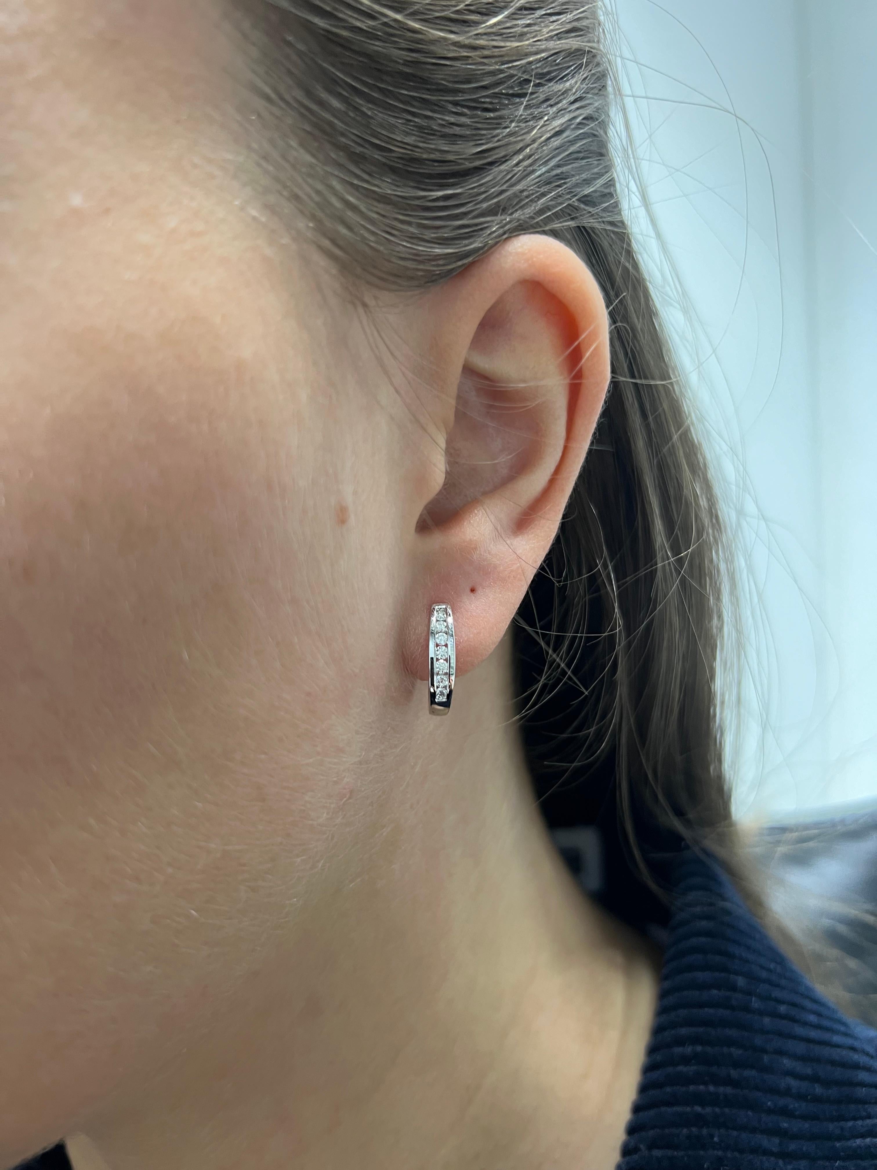 Women's or Men's Natural Diamond Earring 0.27 cts 18 KT White Gold Hoop Earring  For Sale