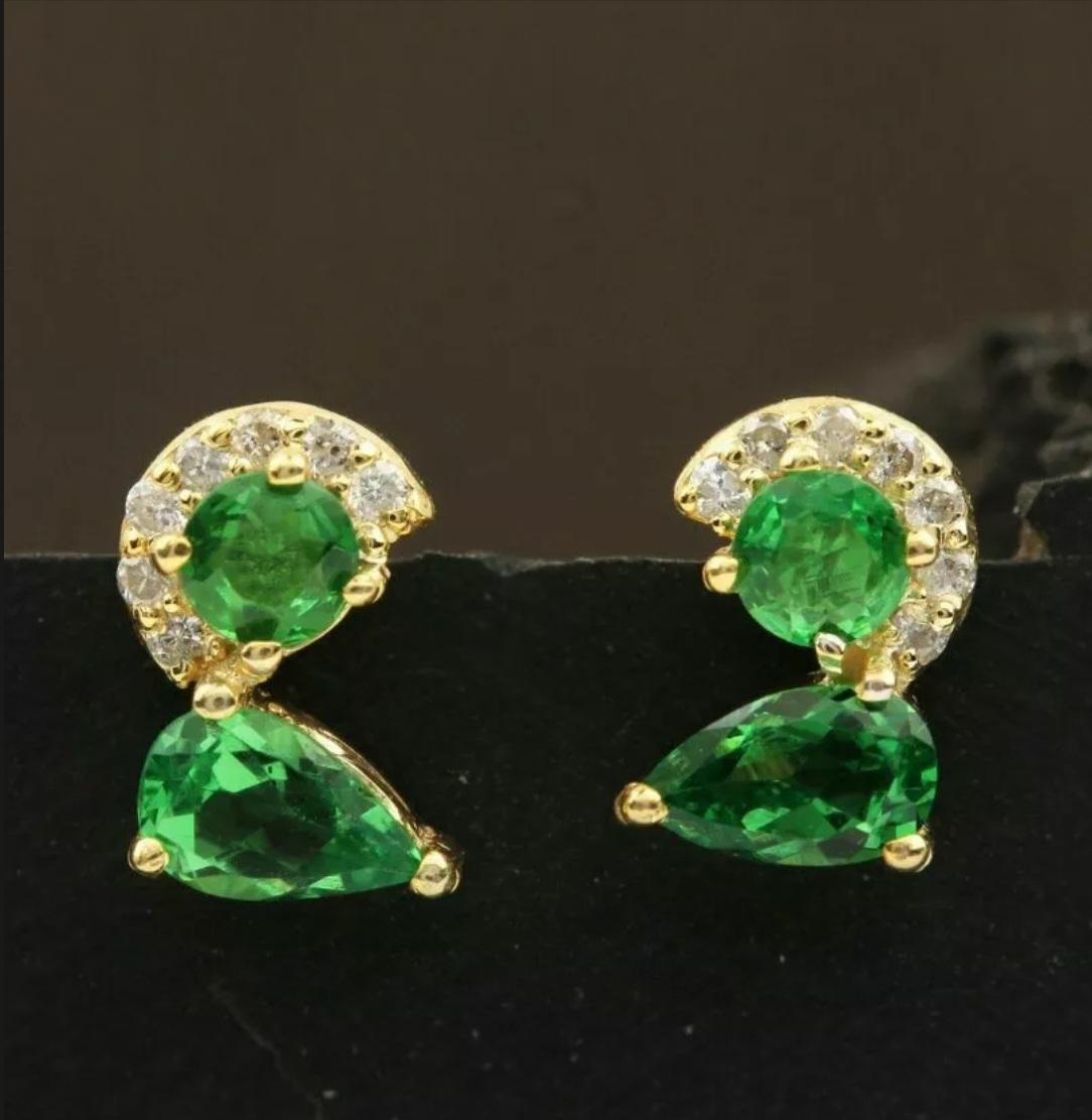 Taille ronde Boucle d'oreille diamant naturel Or 14k Tsavorite Garnet Minimalist Stud Drop Earring. en vente