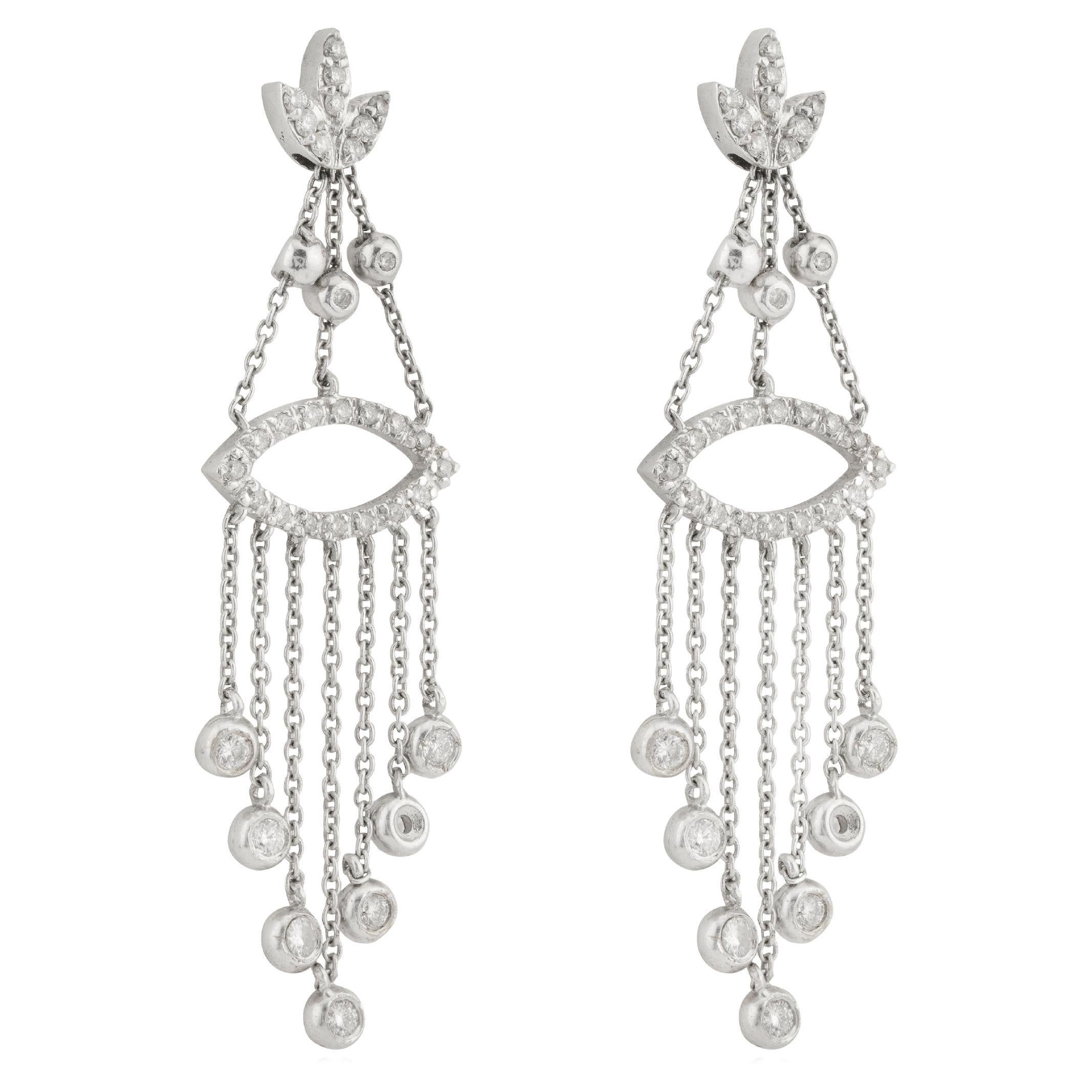 Boucles d'oreilles en or 18 carats avec diamants naturels de 0,82 carat  en vente