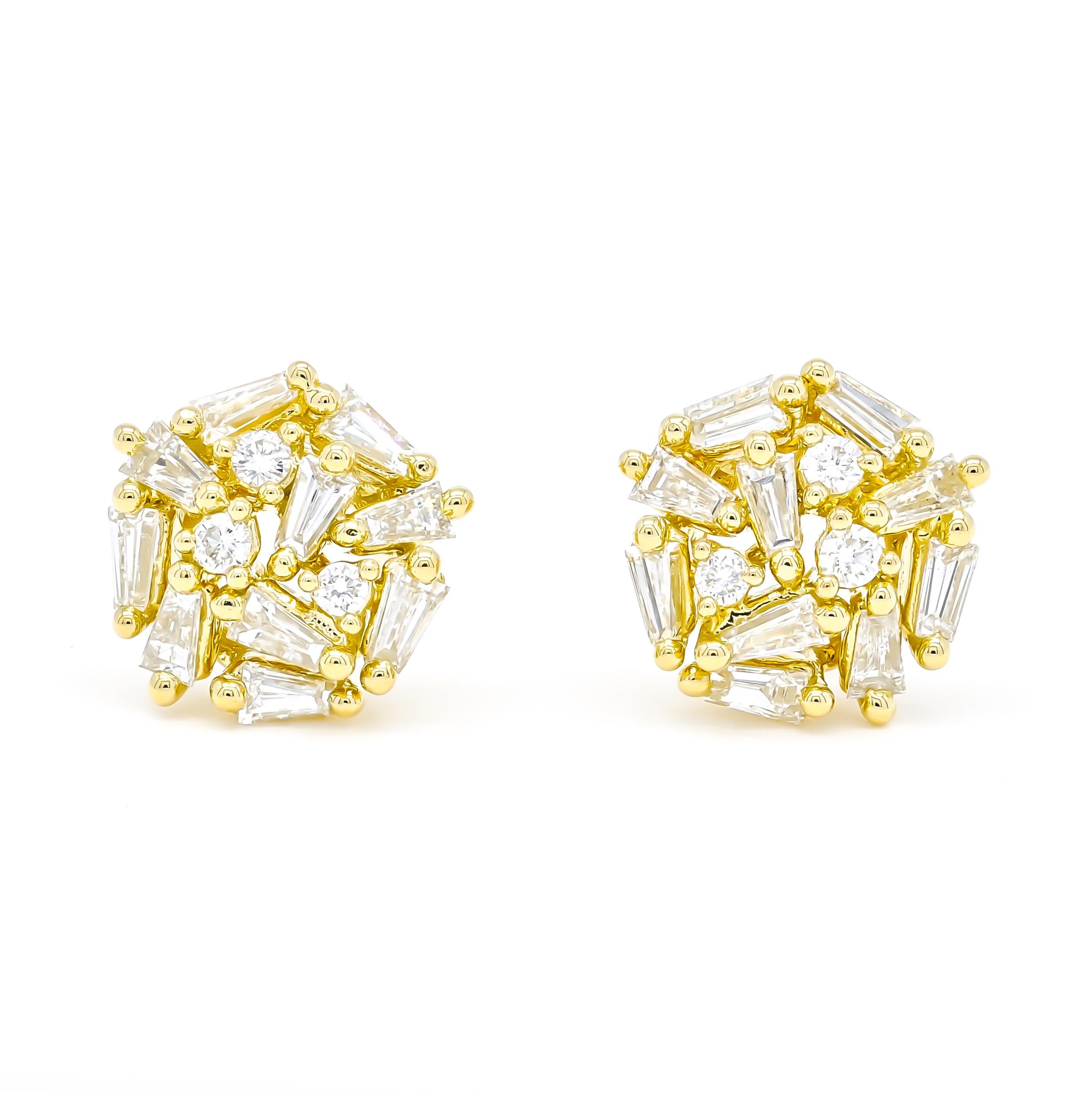 The classic round shape combined with the sleek lines of the baguette diamonds brings a harmonious balance to the design, resulting in a stunning composition of exquisite beauty. 

The meticulous craftsmanship and attention to detail are evident in