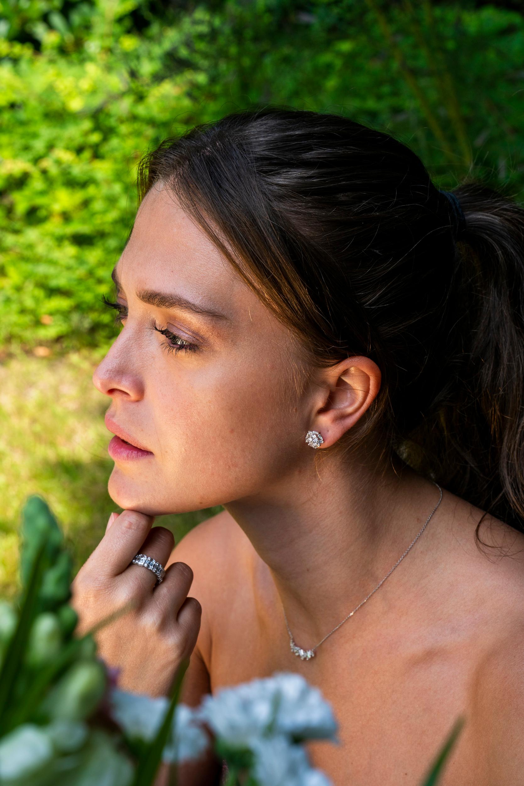 Natural Diamond Earrings 1.08 cts 18 Karat Yellow Gold Cluster Stud Earrings In New Condition For Sale In Antwerpen, BE