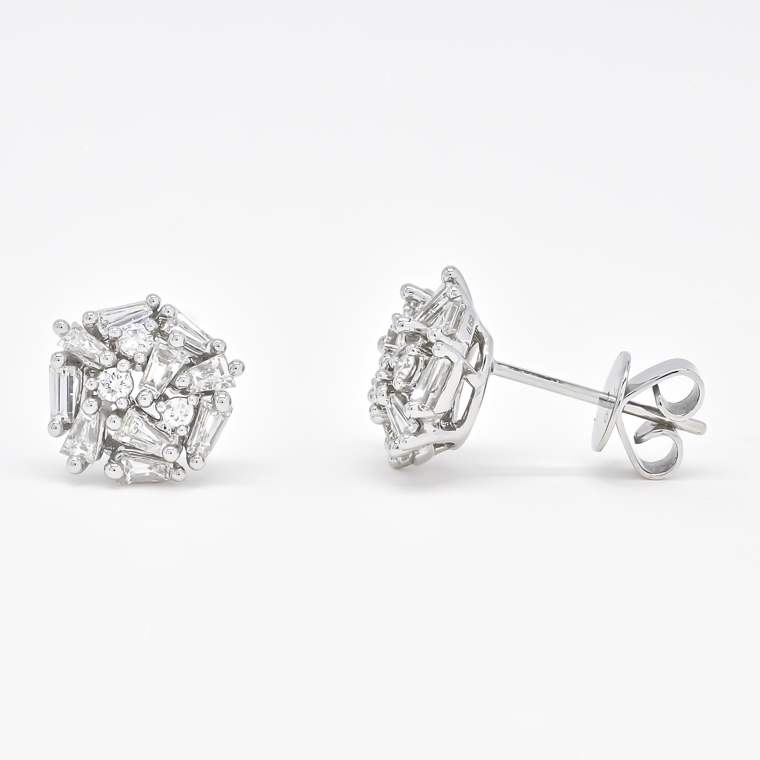 Natural Diamond Earrings 1.08 cts 18 Karat Yellow Gold Cluster Stud Earrings For Sale 3