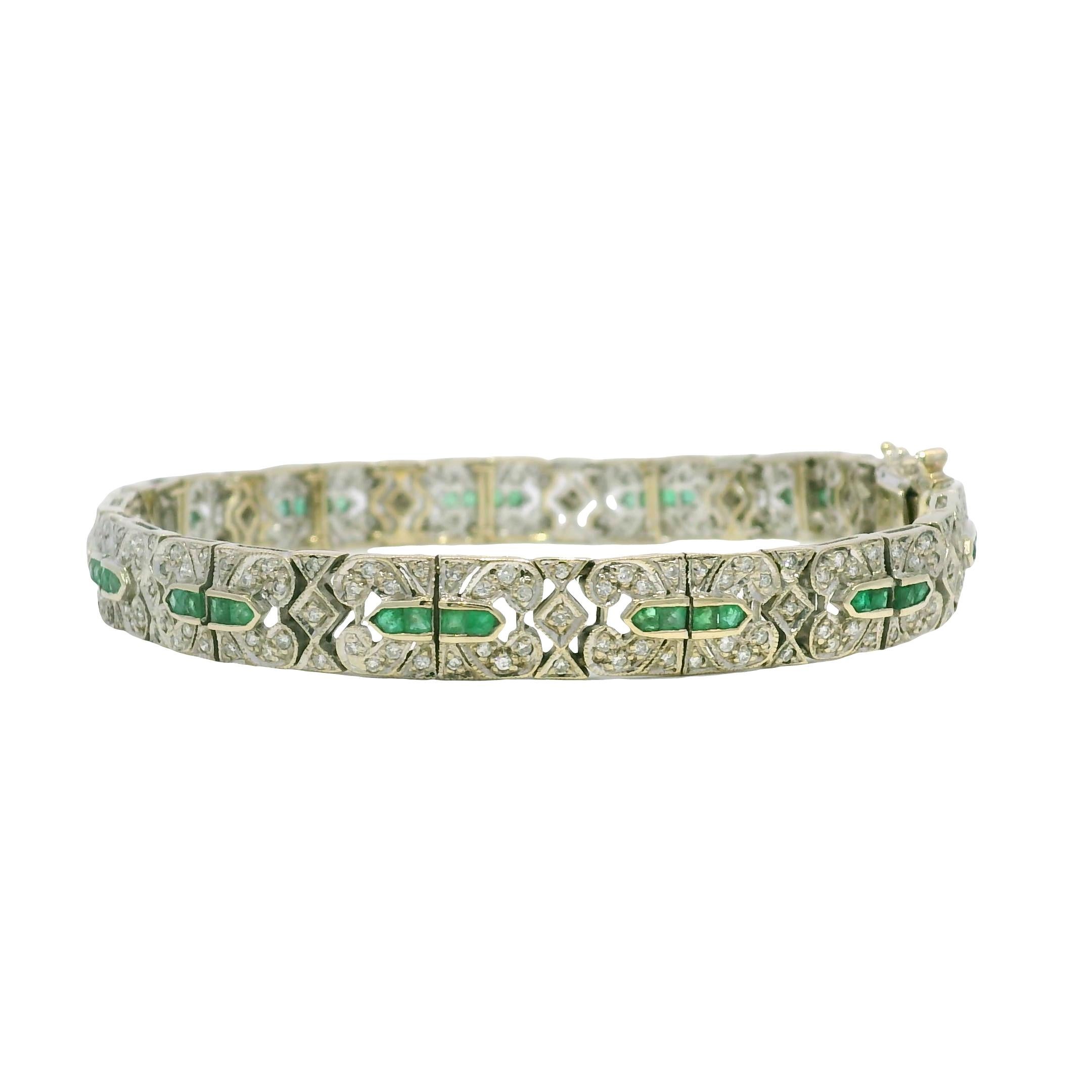 Pulsera Estilo Vintage 18 Quilates Diamante Natural y Esmeralda En Stock Art Decó en venta