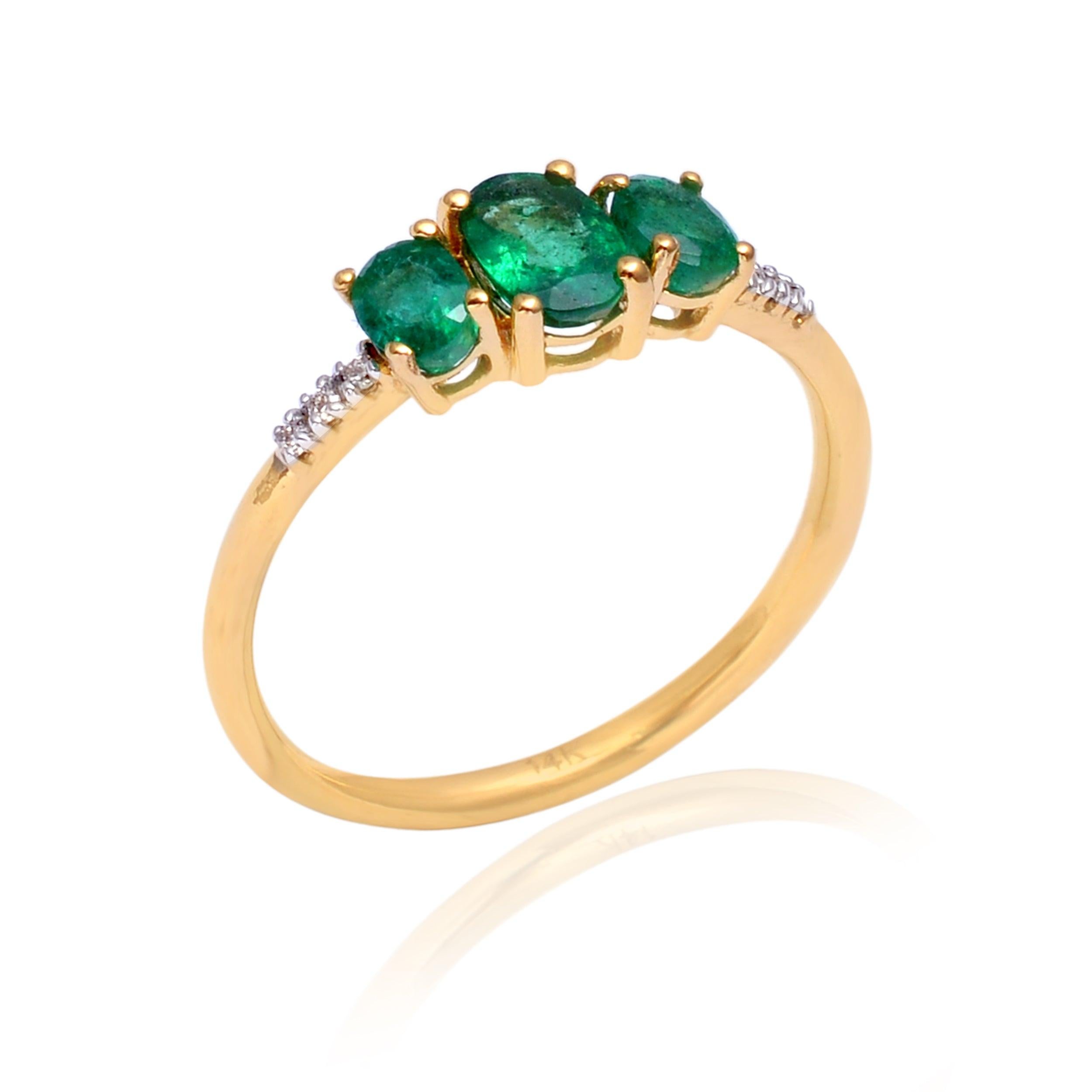 Make a timeless statement in this 14k Yellow Gold Ring With Emerald. As the perfect mix of luxury and sophistication, you can feel bold and confident knowing you'll be turning heads in this opulent, elegant jewelry.



Specifications:

Dimensions: