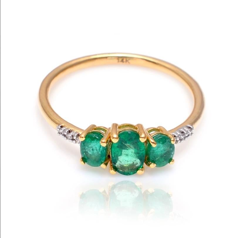 Natural Diamond & Emerald Ring 14K Gold In New Condition For Sale In jaipur, IN