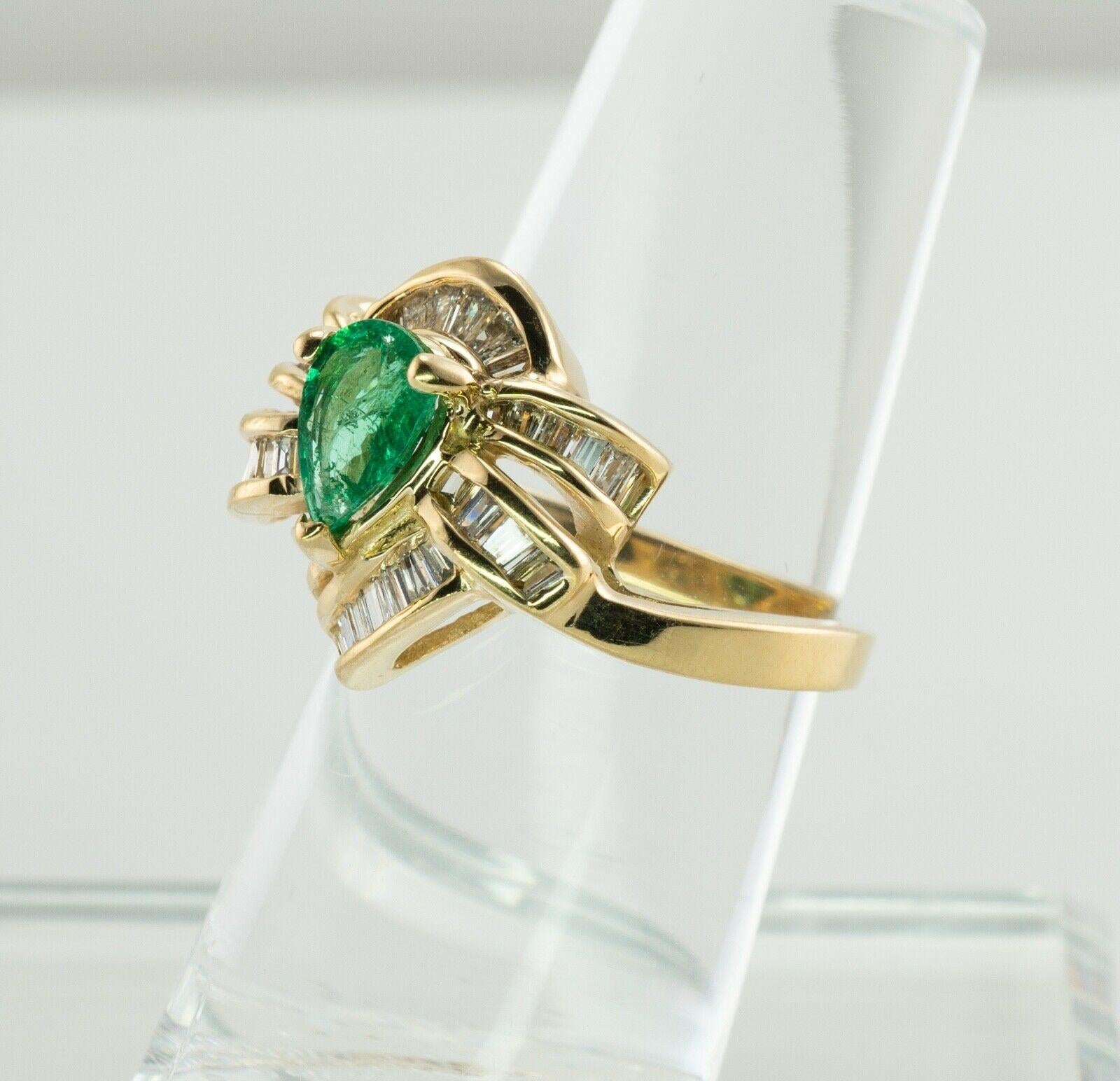 Natürlicher Diamant-Smaragd-Ring 14K Gold Birnenschliff im Angebot 3