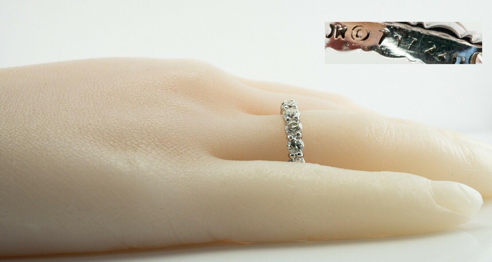 Natural Diamond Eternity Ring Band 14K White Gold 3.40 TDW en vente 2