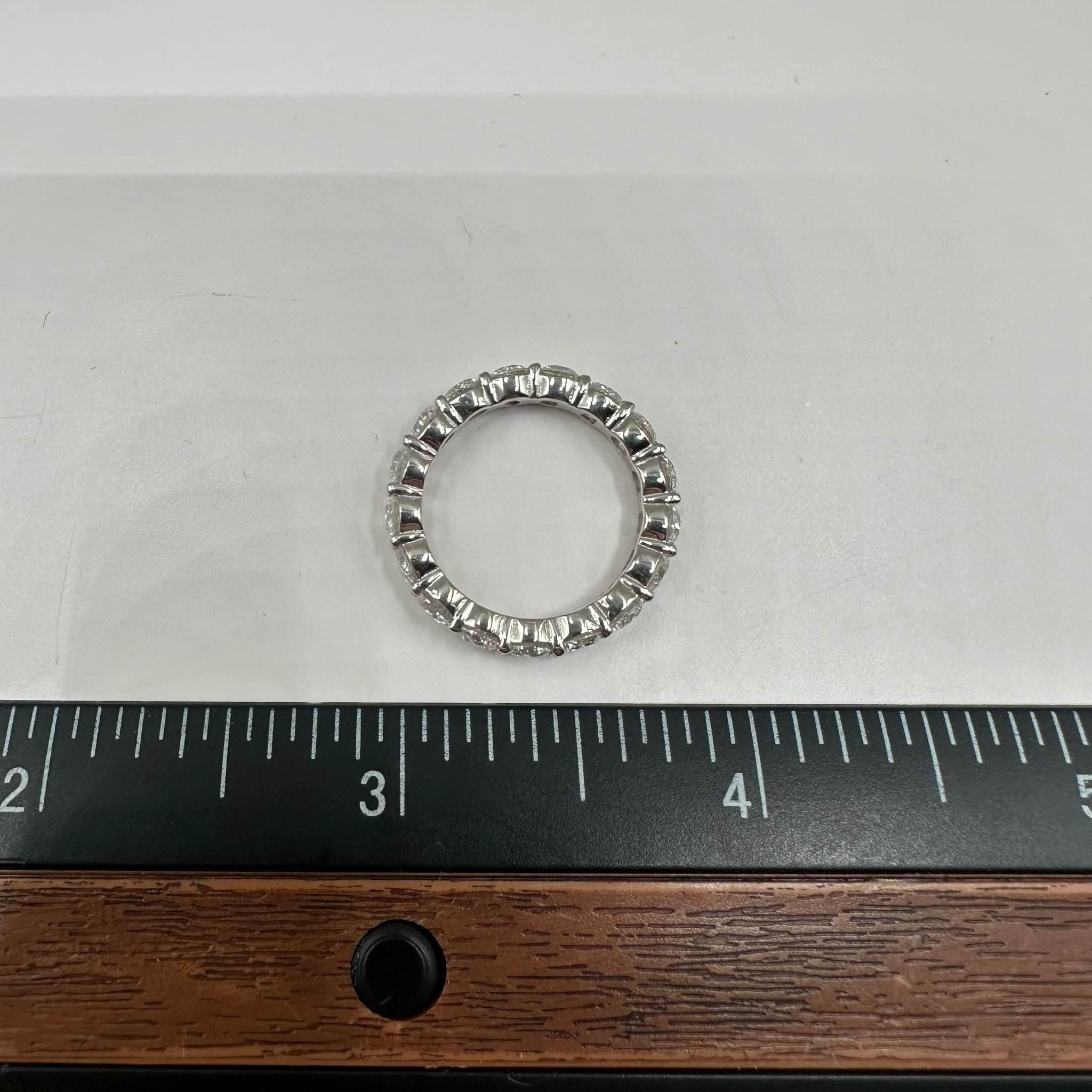 Natural Diamond Eternity Ring in 14kt White Gold - 2.8ctw Diamonds, Size 6, New In New Condition For Sale In West Hempstead, NY