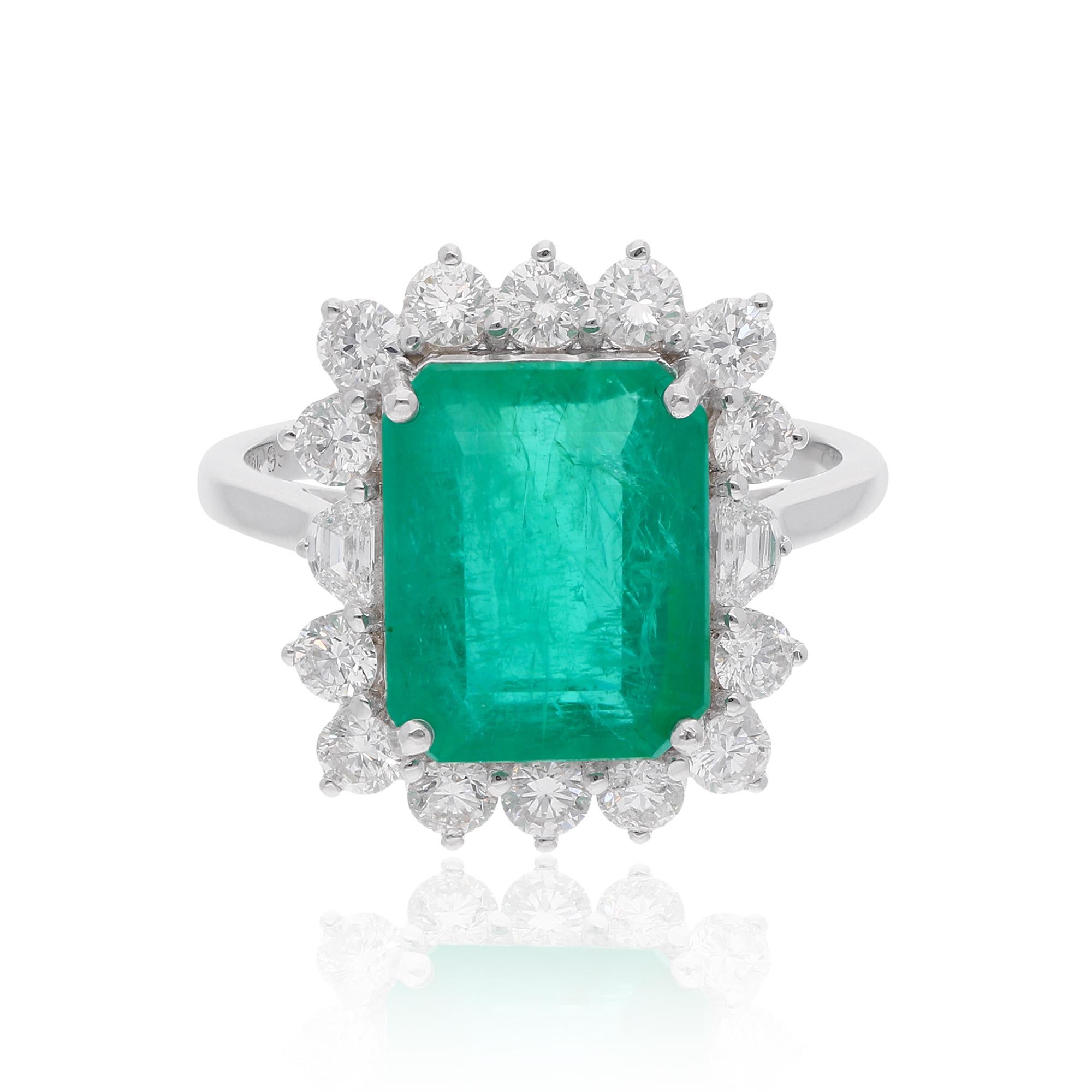 Im Angebot: Natürlicher Diamant Halo Sambia Smaragd Cocktail Ring 14 Karat Weißgold Schmuck () 3