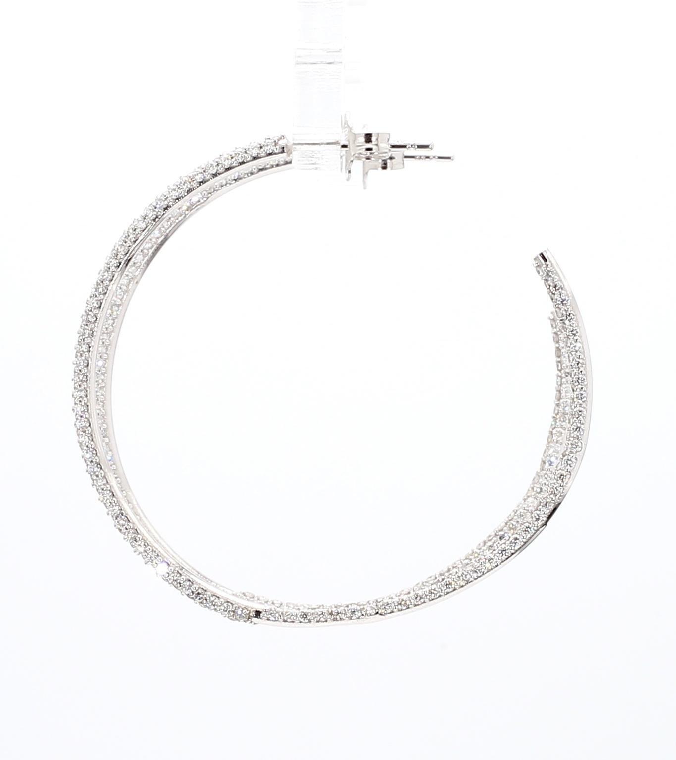 Women's Natural Diamond Hoop Earrings 2.14ctw Inside Out Hoop Earrings Three Row 14K WG For Sale