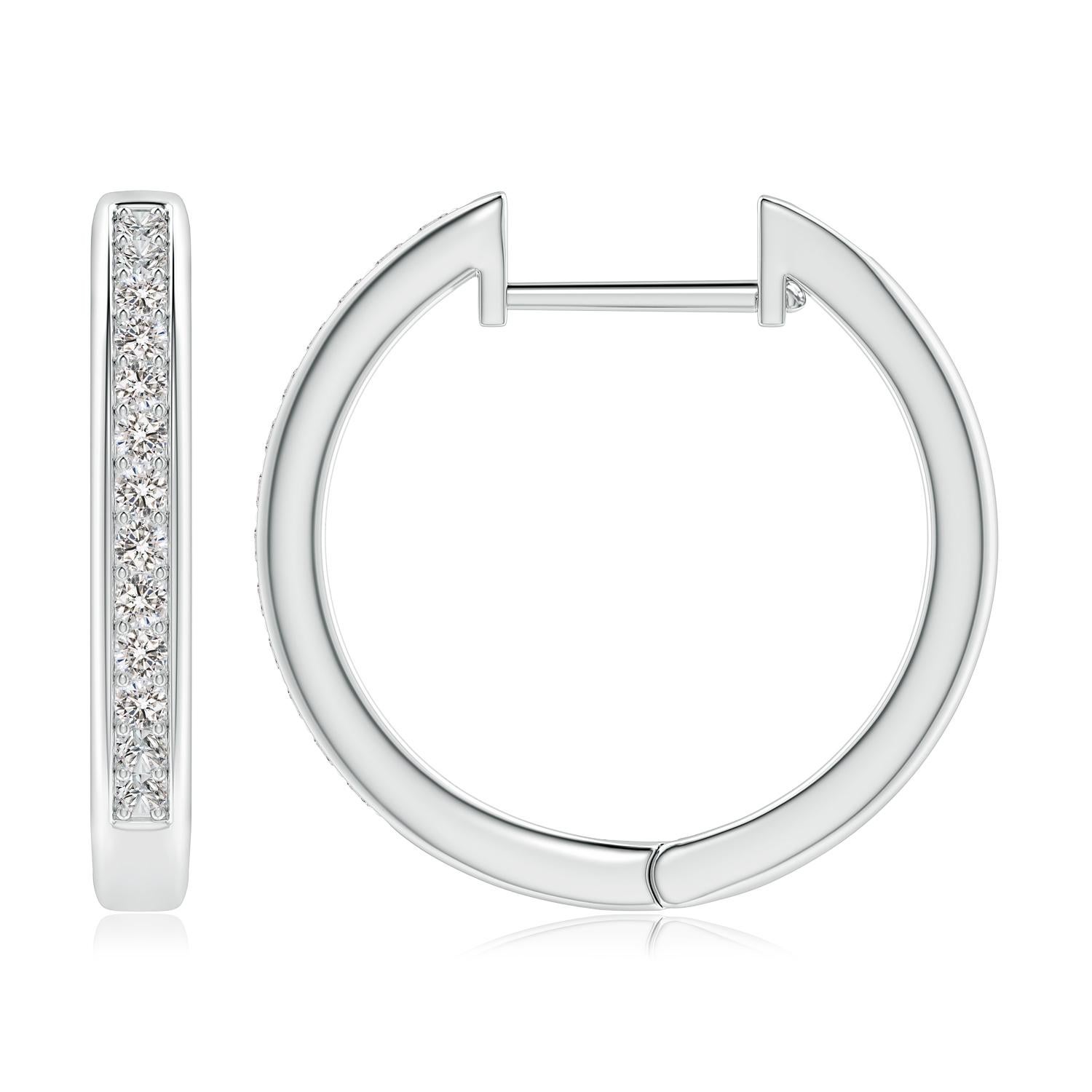 Round Cut Natural Diamond Hoop Earrings in 14K White Gold (0.5cttw Color-I-J Clarity-I1I2) For Sale