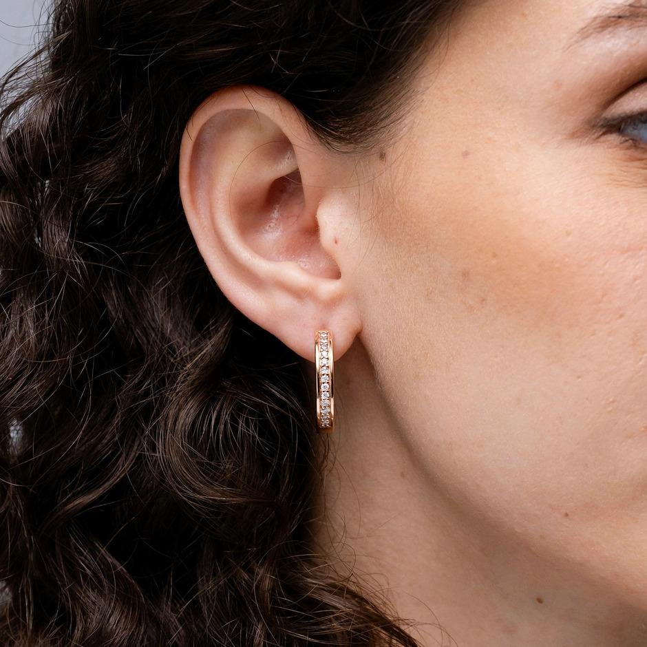 Round Cut Natural Diamond Hoop Earrings in Platinum (0.33cttw Color-H Clarity-SI2) For Sale