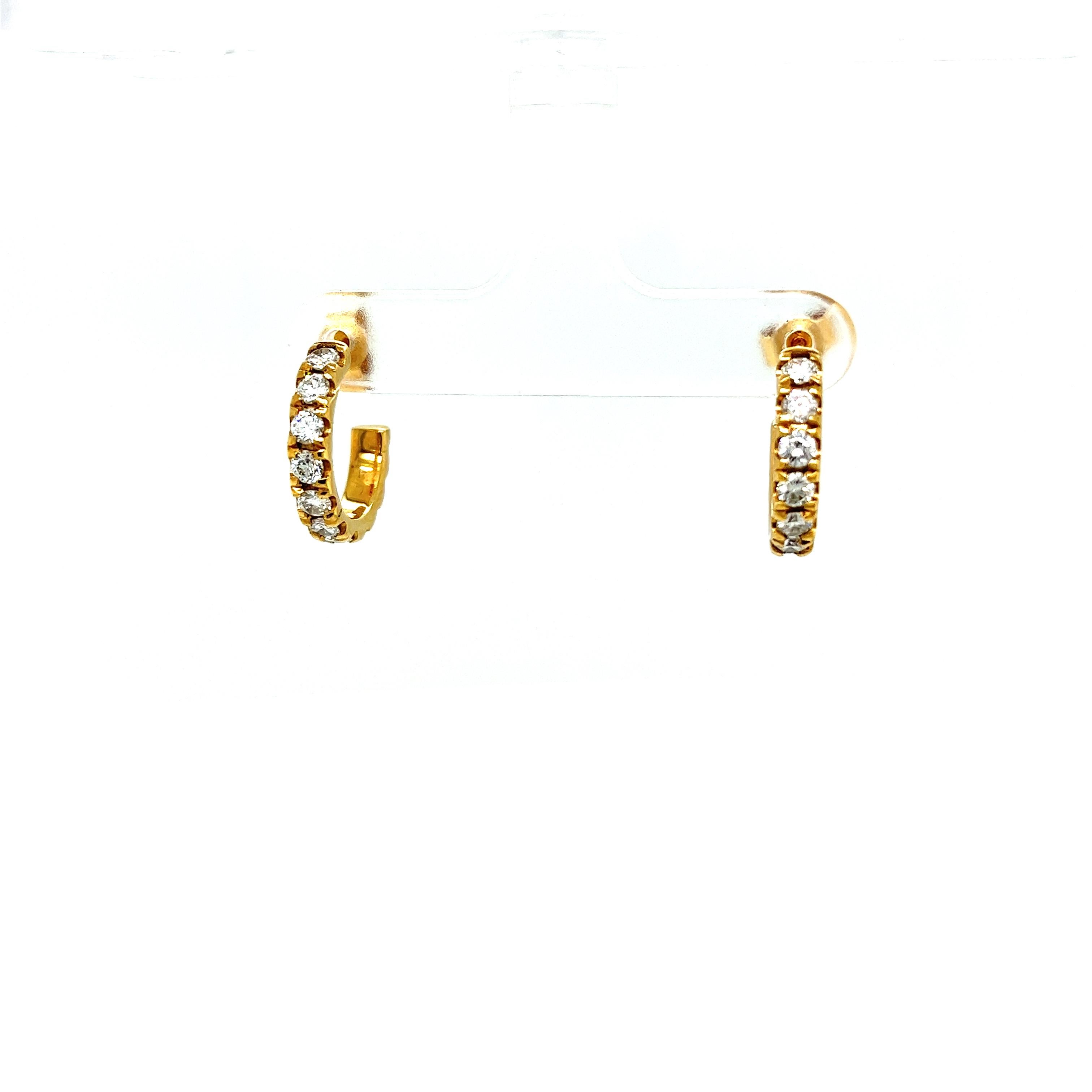 Natural Diamond Hoop Earrings Set with 1.50ct of Diamonds in 14ct Yellow Gold In New Condition For Sale In London, GB