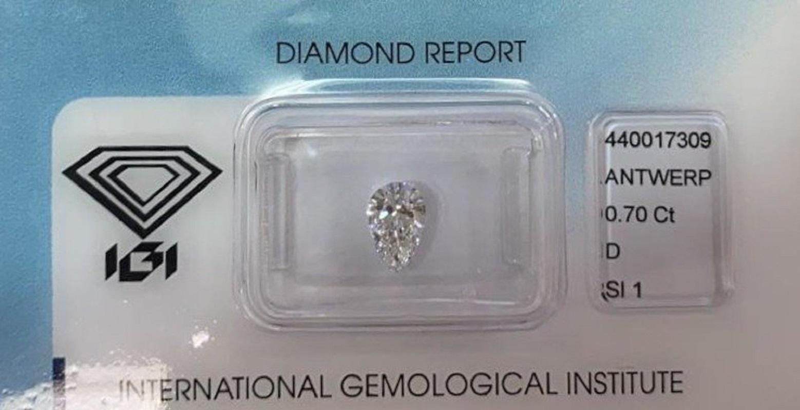Natural Diamond in a 0.70 Carat D SI1, GIA Certificate In New Condition For Sale In רמת גן, IL