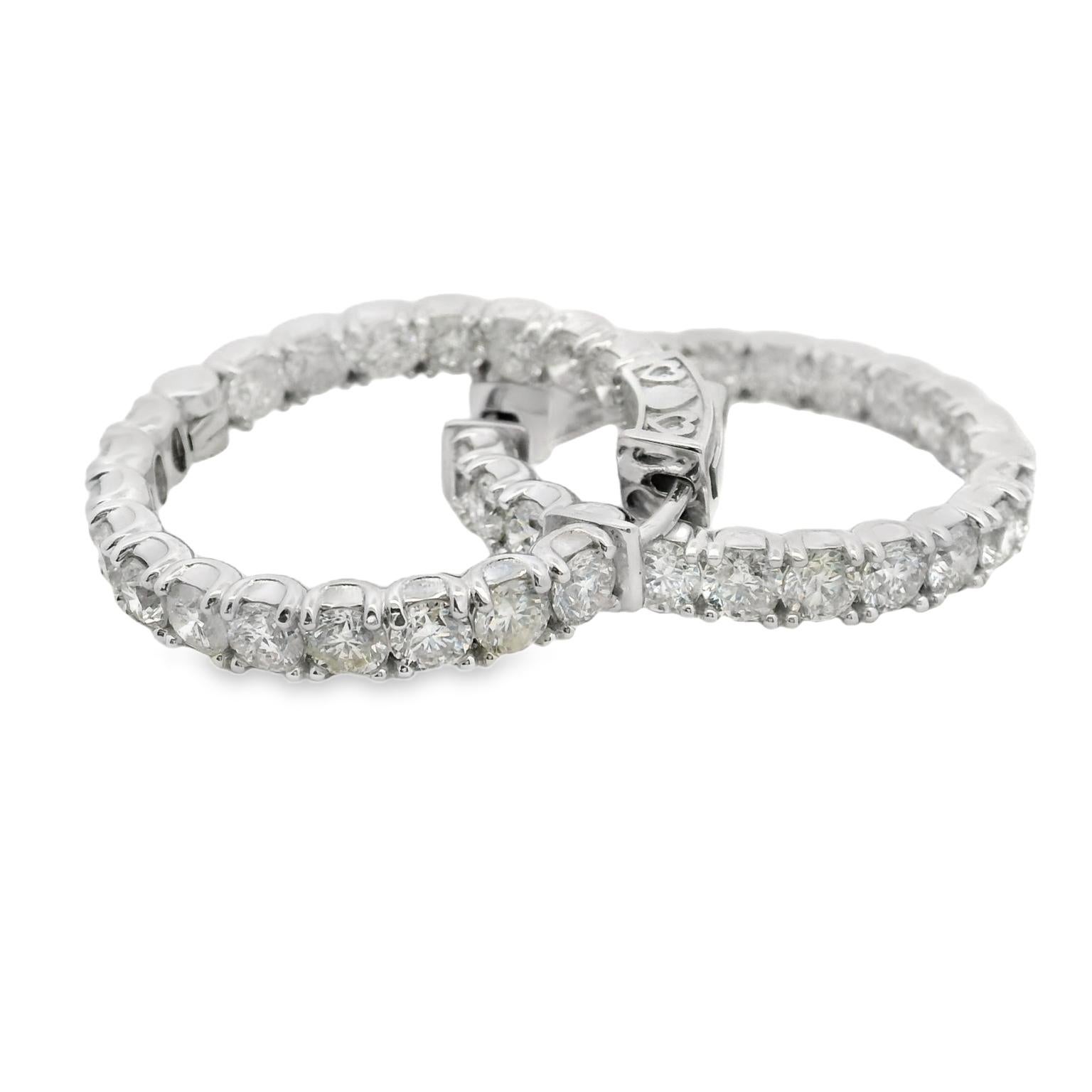 Natural Diamond Inside-Out Hoop Earrings 8.50 Carats in 14K White Gold in vendita 1