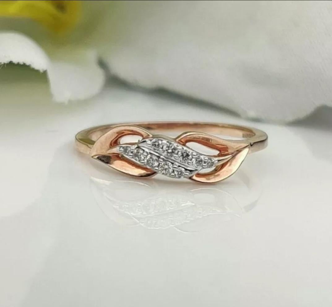Natural Diamond Leaf Ring 14k Solid Gold Minimalist Diamond Wedding Ring Band.


Base Metal
Yellow Gold
Certification
14K Hallmarked, IGI
Main Stone Color
White/Colorless
Diamond Weight
0.08 cts Approx
Metal
Yellow Gold
Material
Natural Diamond, 14K