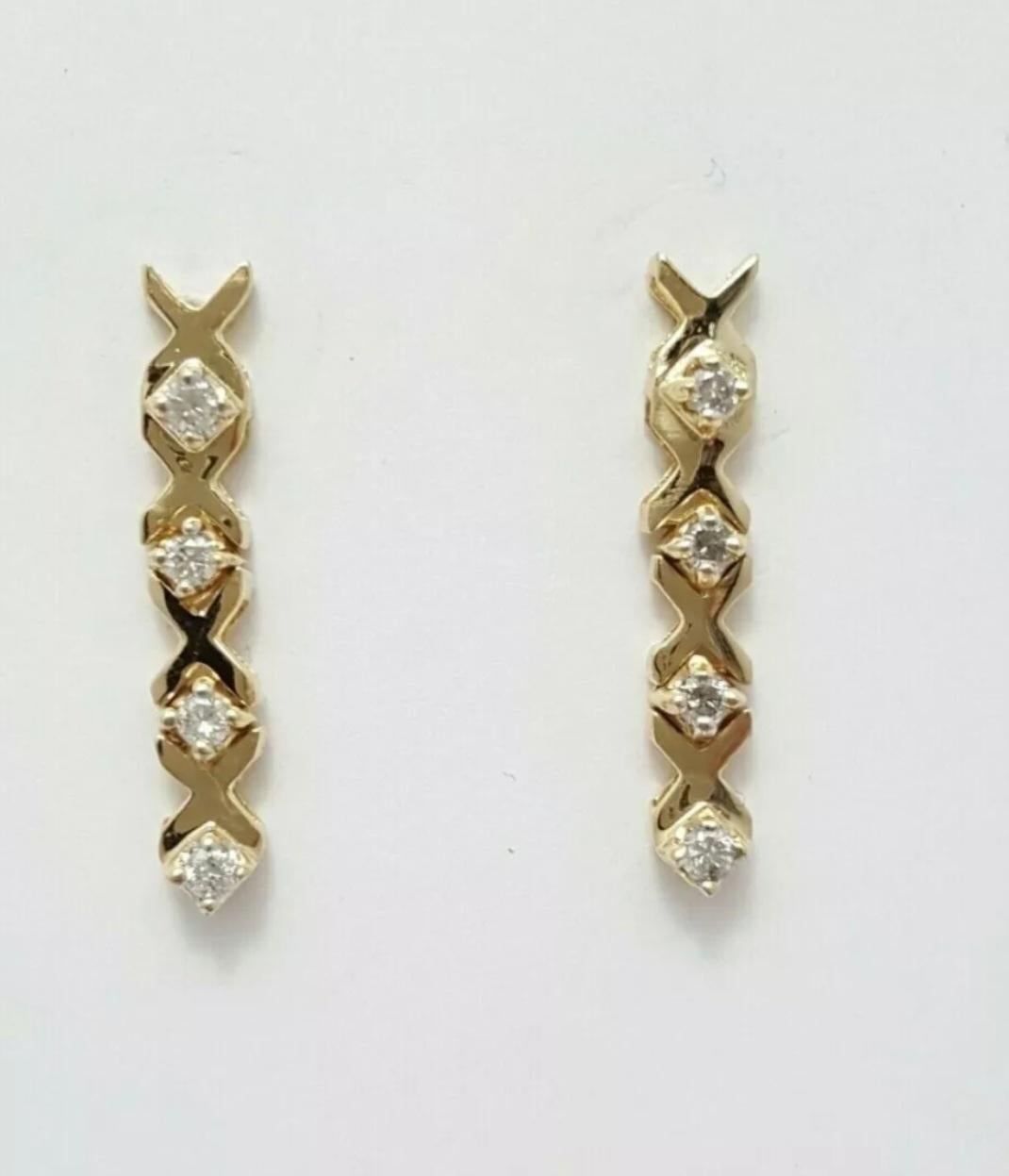 Natürliche Diamant Ohrringe 14K Solid Gold Diamant Ohrringe Weihnachten. im Zustand „Neu“ im Angebot in Chicago, IL