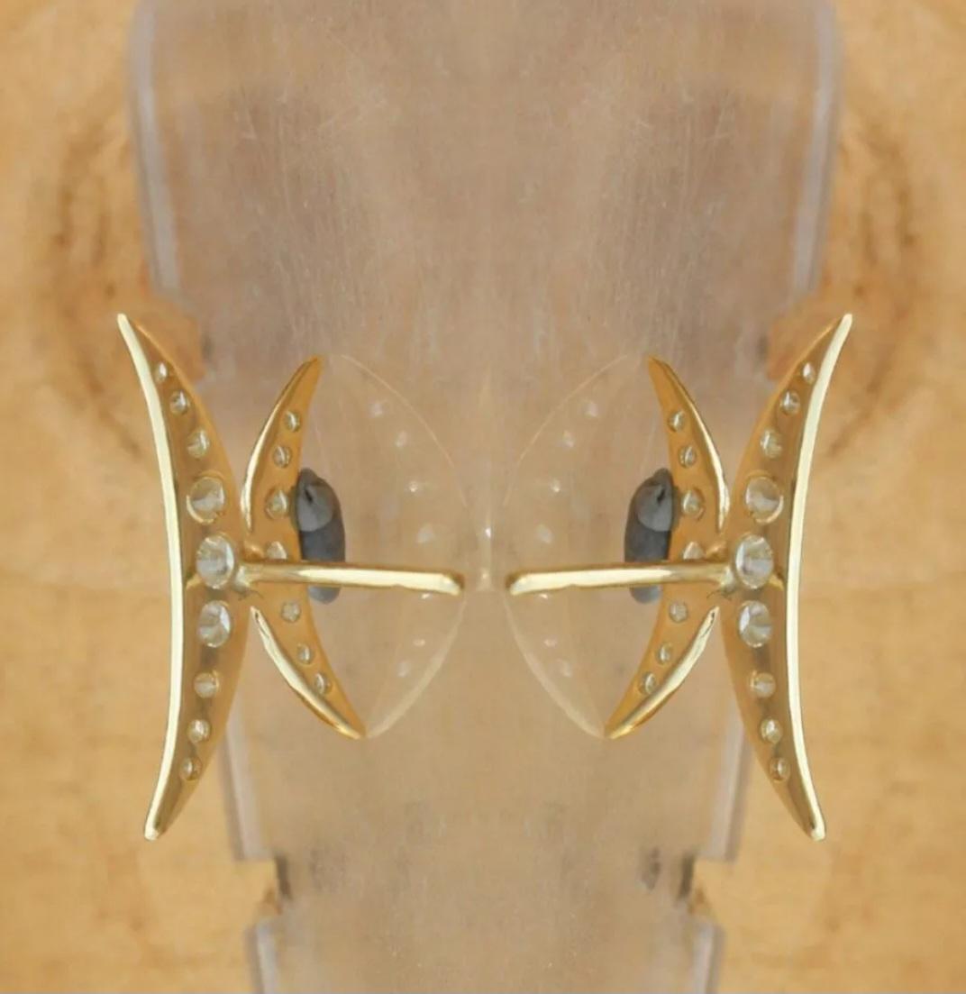 Art Déco Orecchini a perno con diamante naturale in oro giallo 14K Gioielli a sorpresa per il compleanno. in vendita