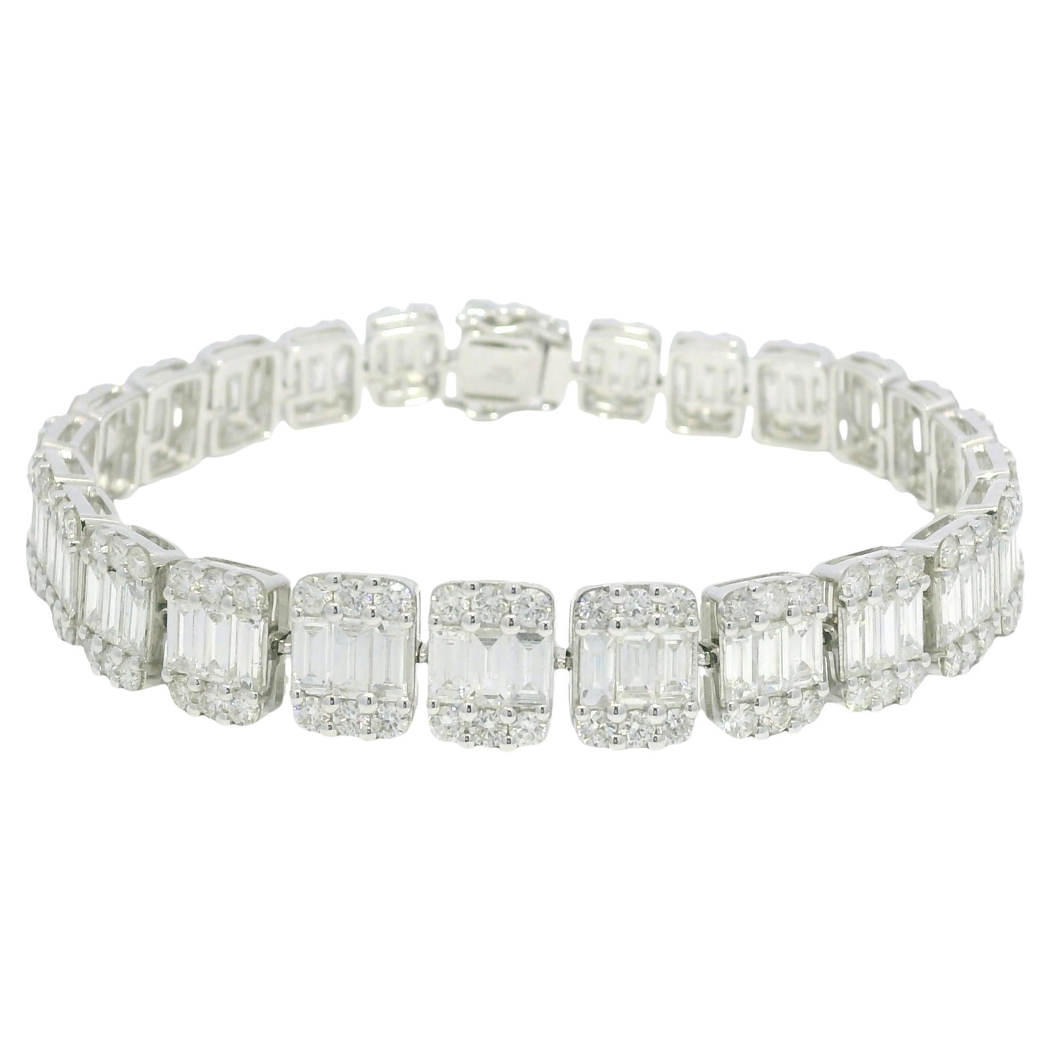 Natural Diamond Mosaic 18-Karat Rectangular Station Bracelet In Stock For Sale